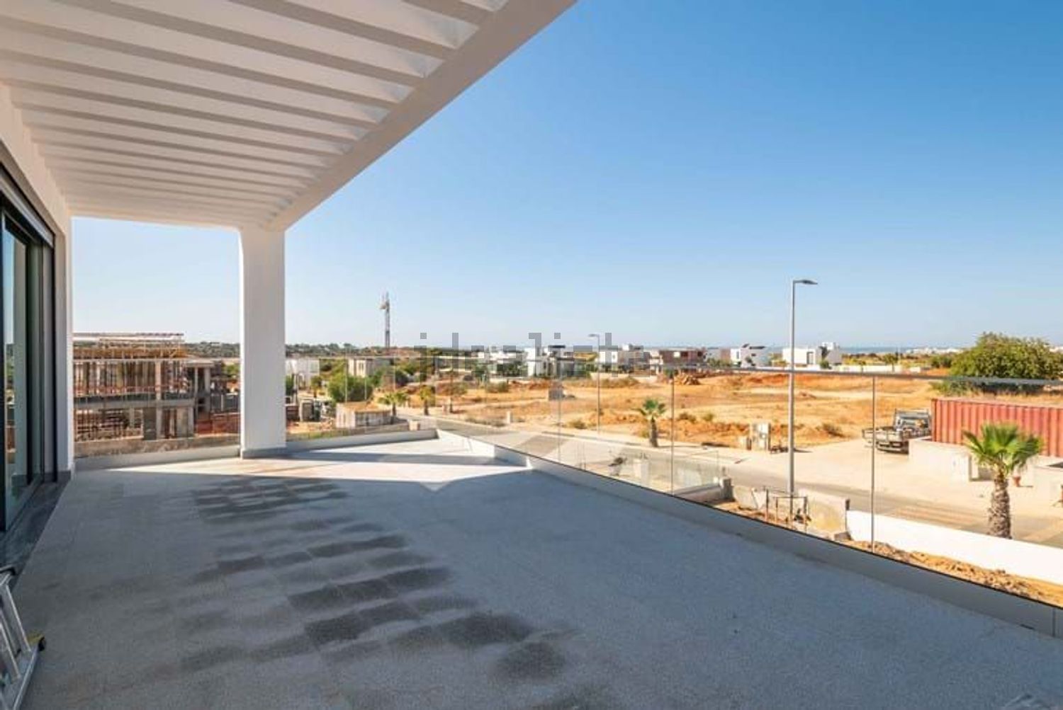 小楼房或独栋别墅出售在Vila de Pêra - 视线
