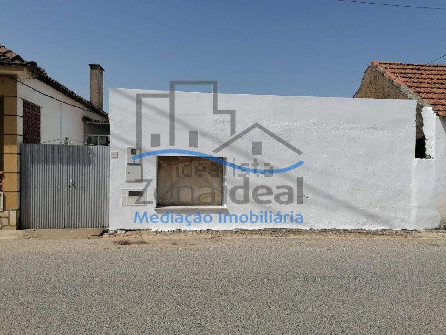 小楼房或独栋别墅出售在Abrigada e Cabanas de Torres - 外立面