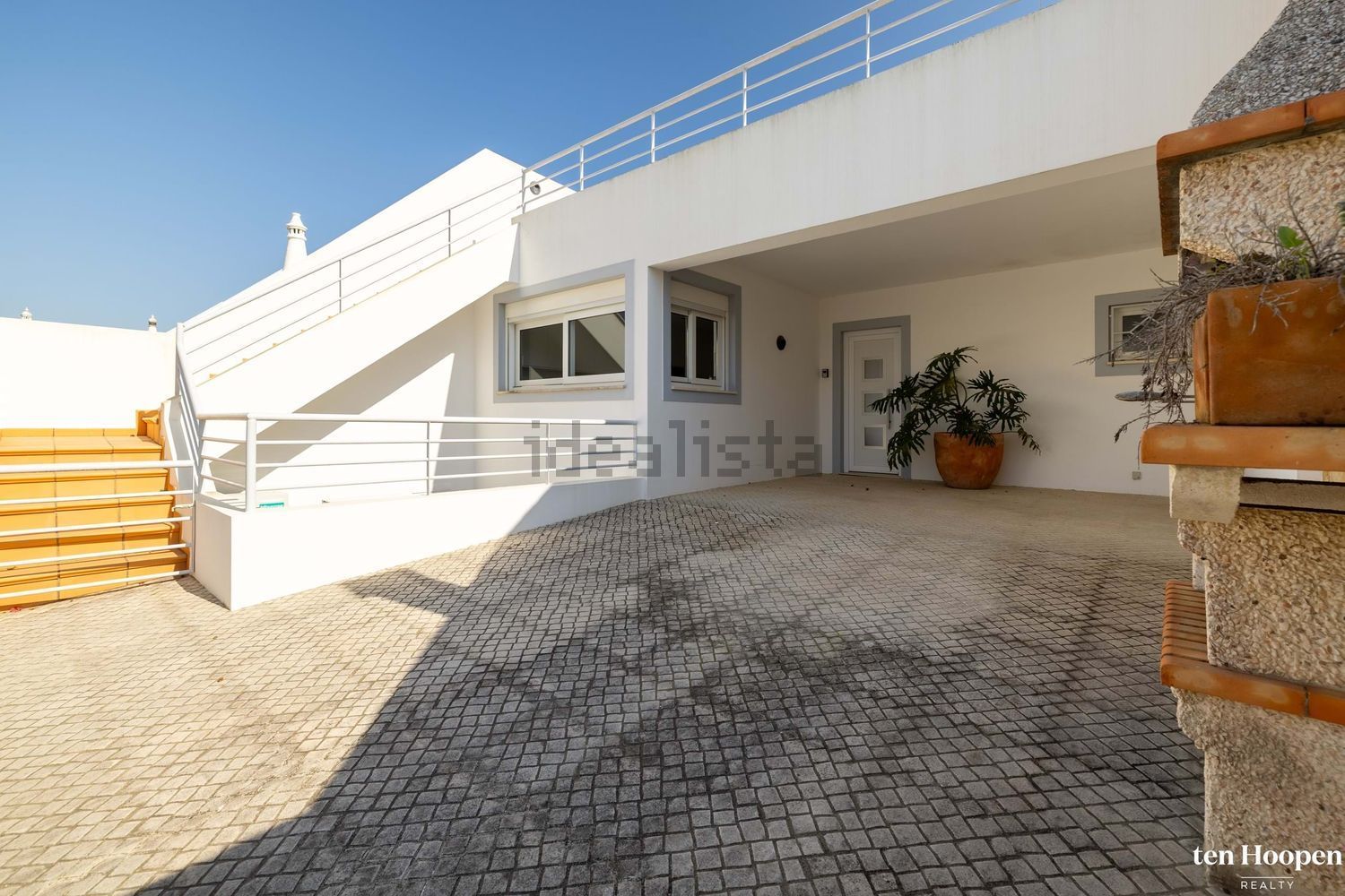 双拼别墅出售在Praia da Luz - 入口 / 出口
