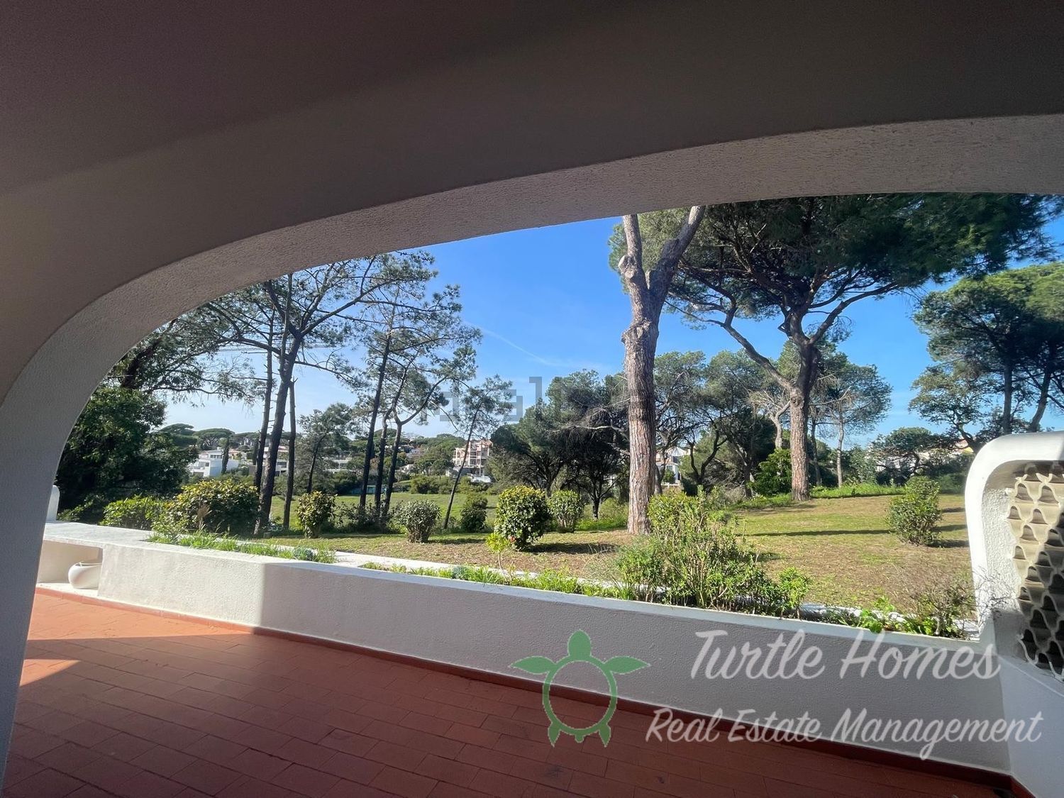 出租公寓 t1vale de lobo - 游泳池