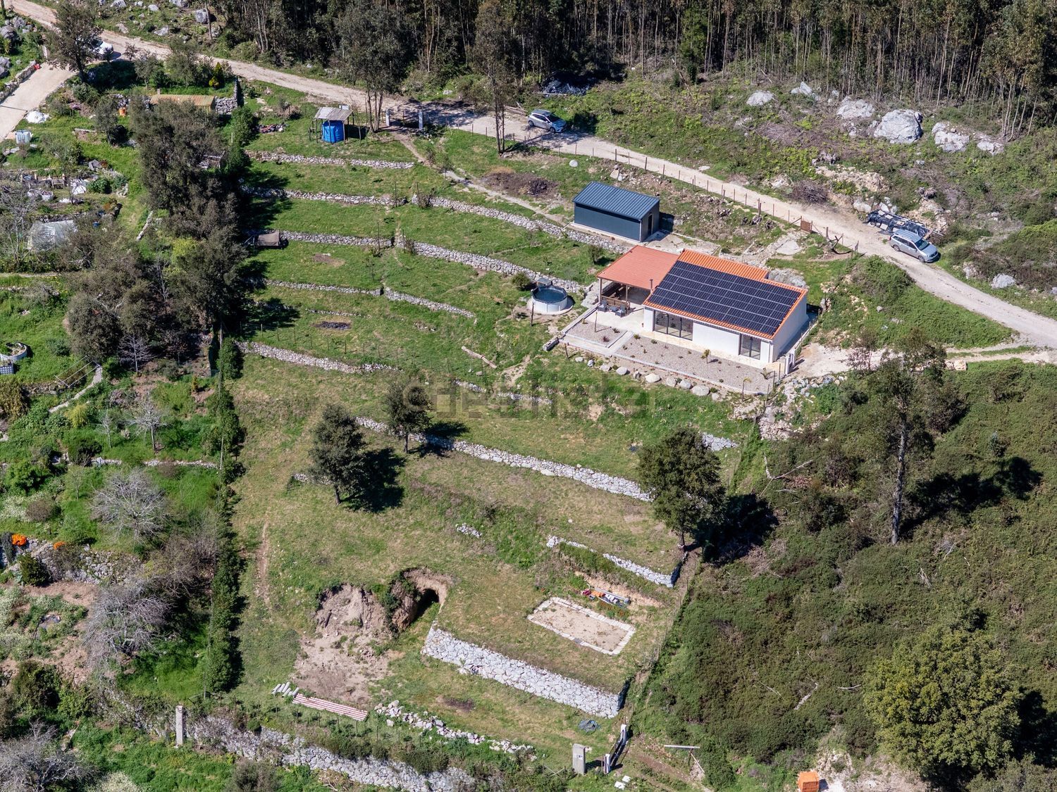 小楼房或独栋别墅出售在Estrada Sem Nome - 照片