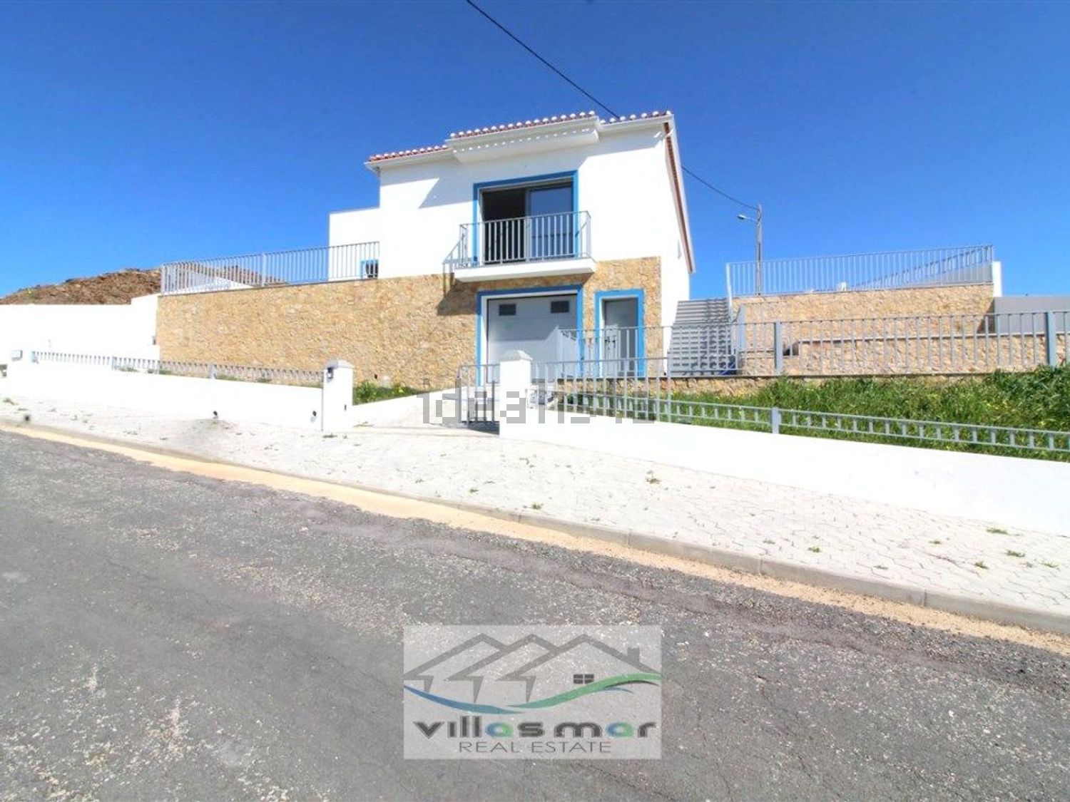 小楼房或独栋别墅出售在Centro de Castro Marim - 外立面