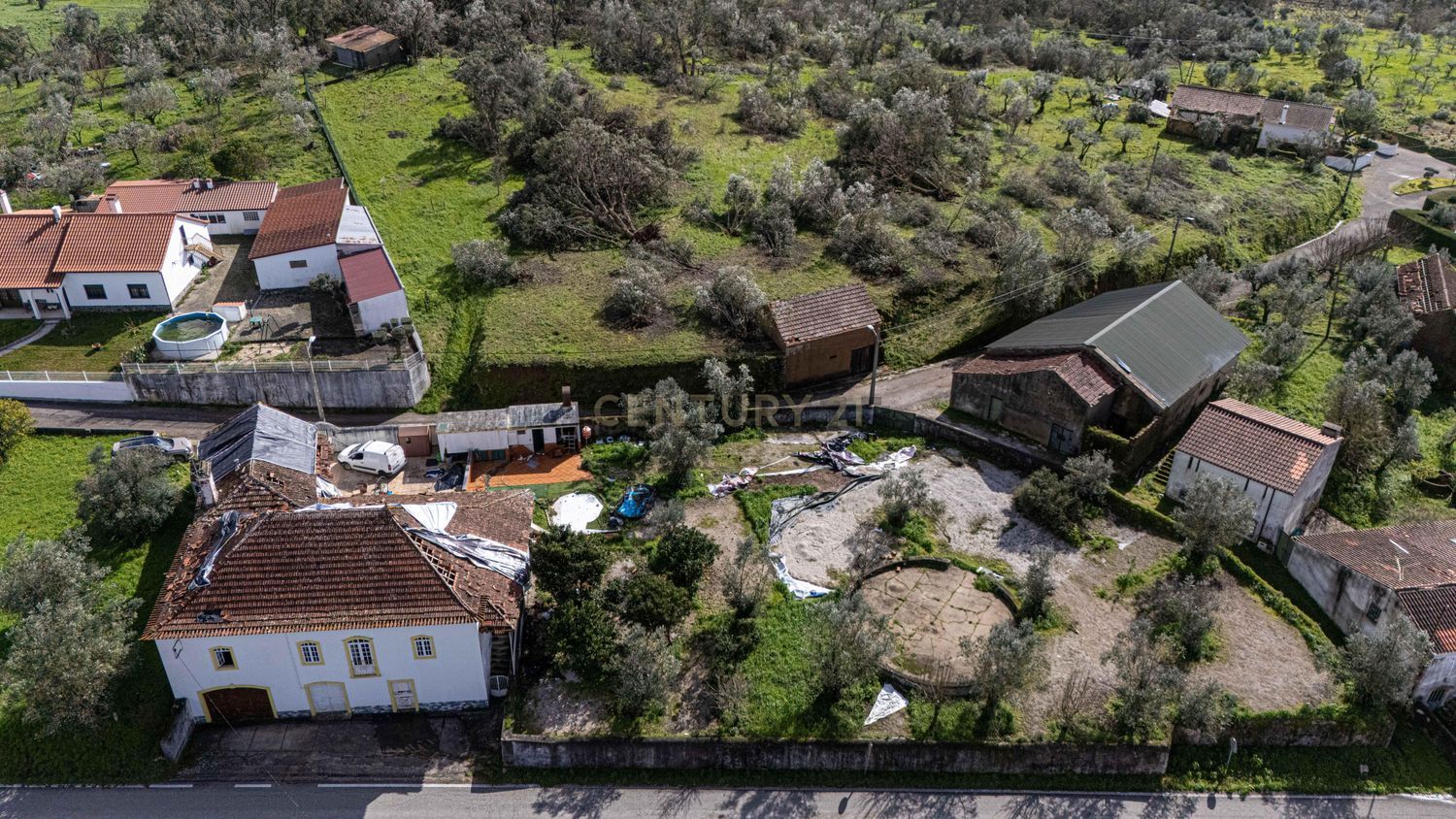 小楼房或独栋别墅出售在Rua São Luis s/n - 照片