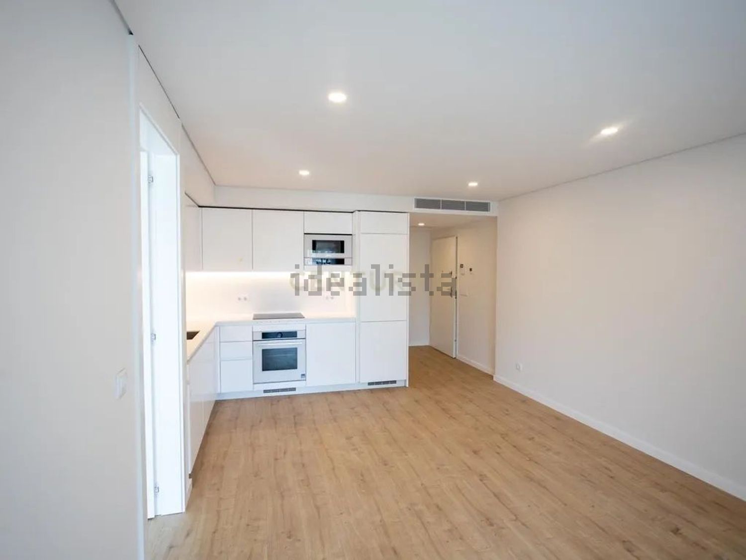 公寓 t1出售在Rua Sarmento de Beires, 47 - 厨房