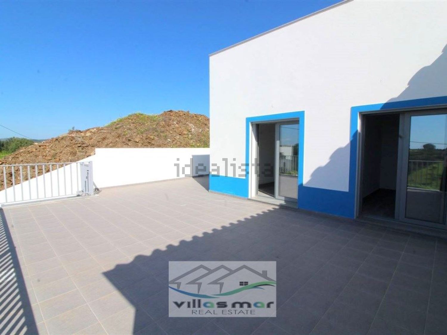 小楼房或独栋别墅出售在Centro de Castro Marim - 外立面