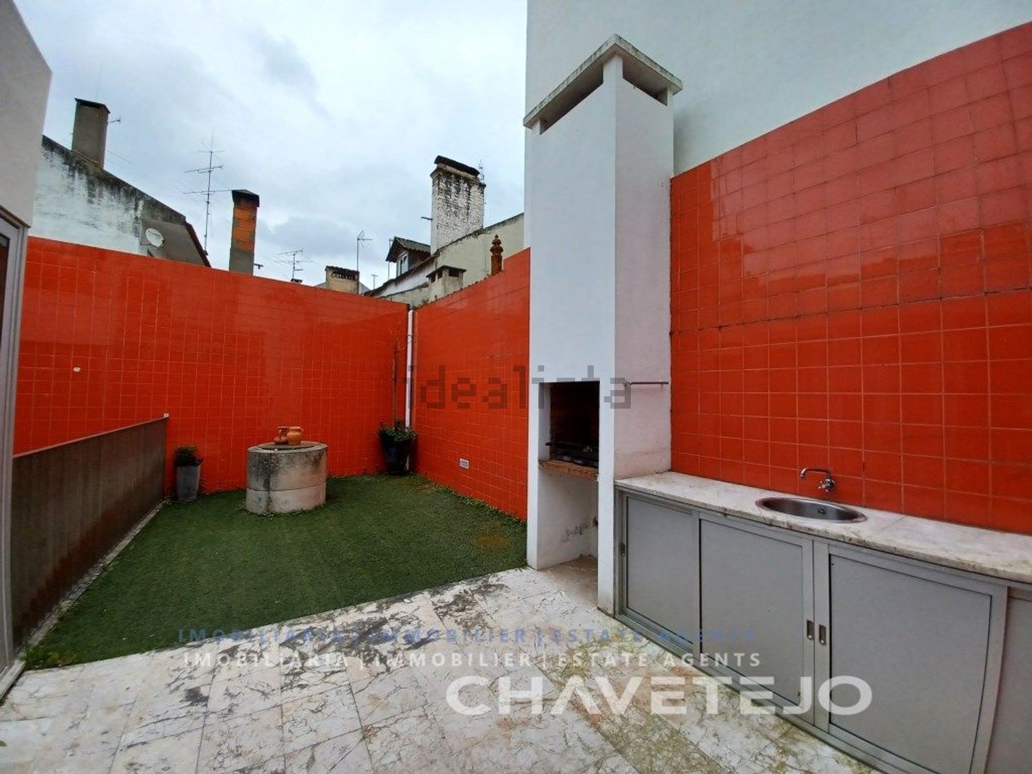 出租小楼房或独栋别墅在Tomar e Santa Maria dos Olivais - 照片