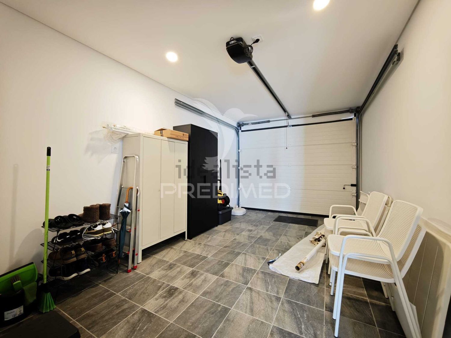 小楼房或独栋别墅出售在Samora Correia - 照片