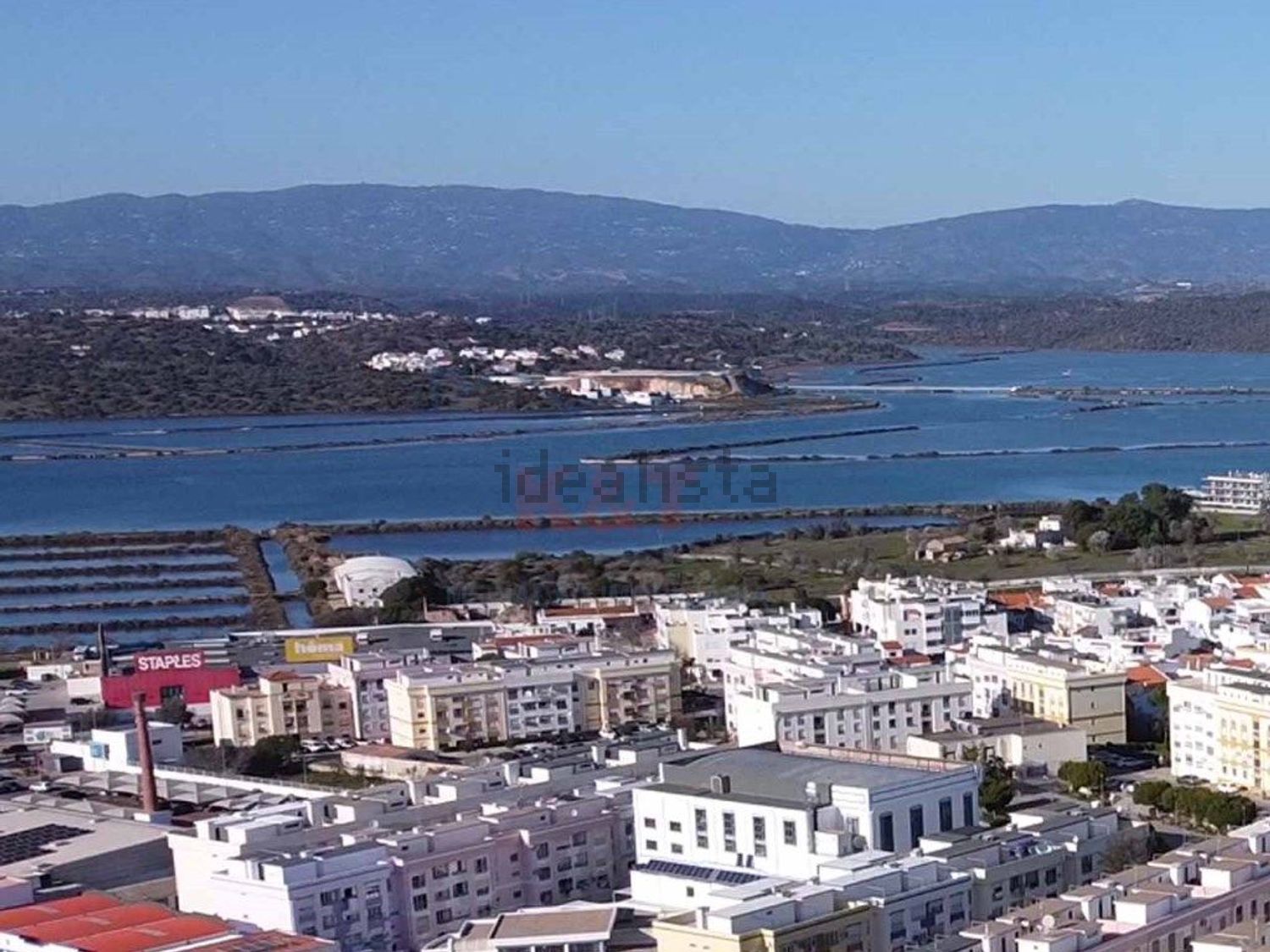 小楼房或独栋别墅出售在Vila de Estômbar - Fontes - 视线