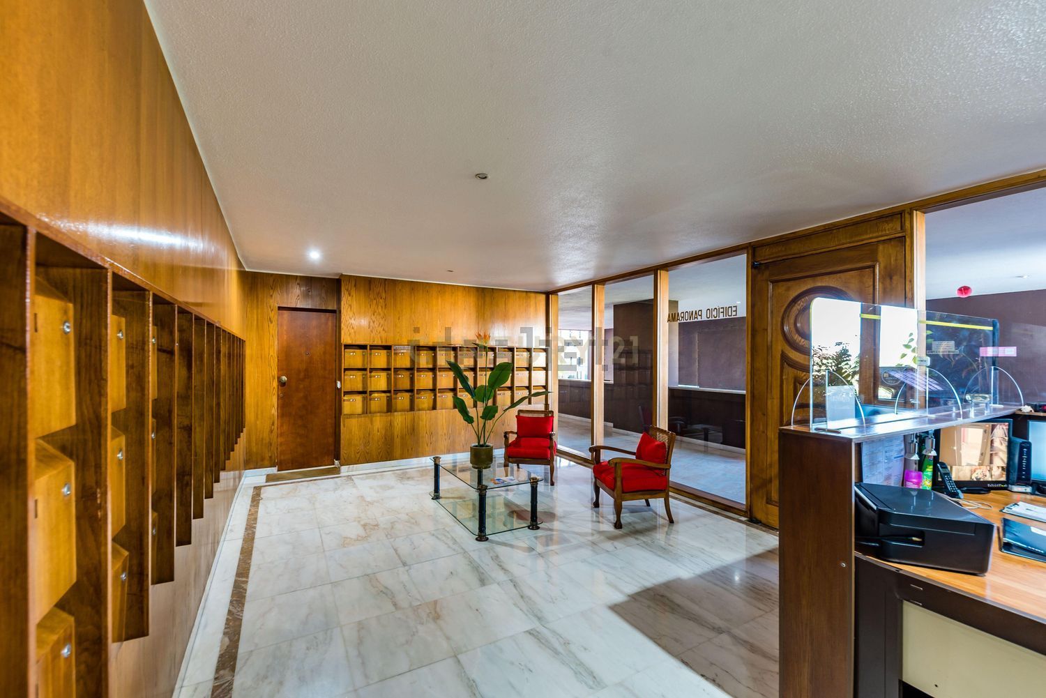 公寓 t3出售在Praça Bernardo Santareno, 3 - 客厅