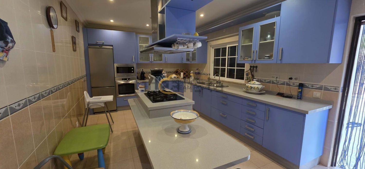 小楼房或别墅出售在Salir - 厨房
