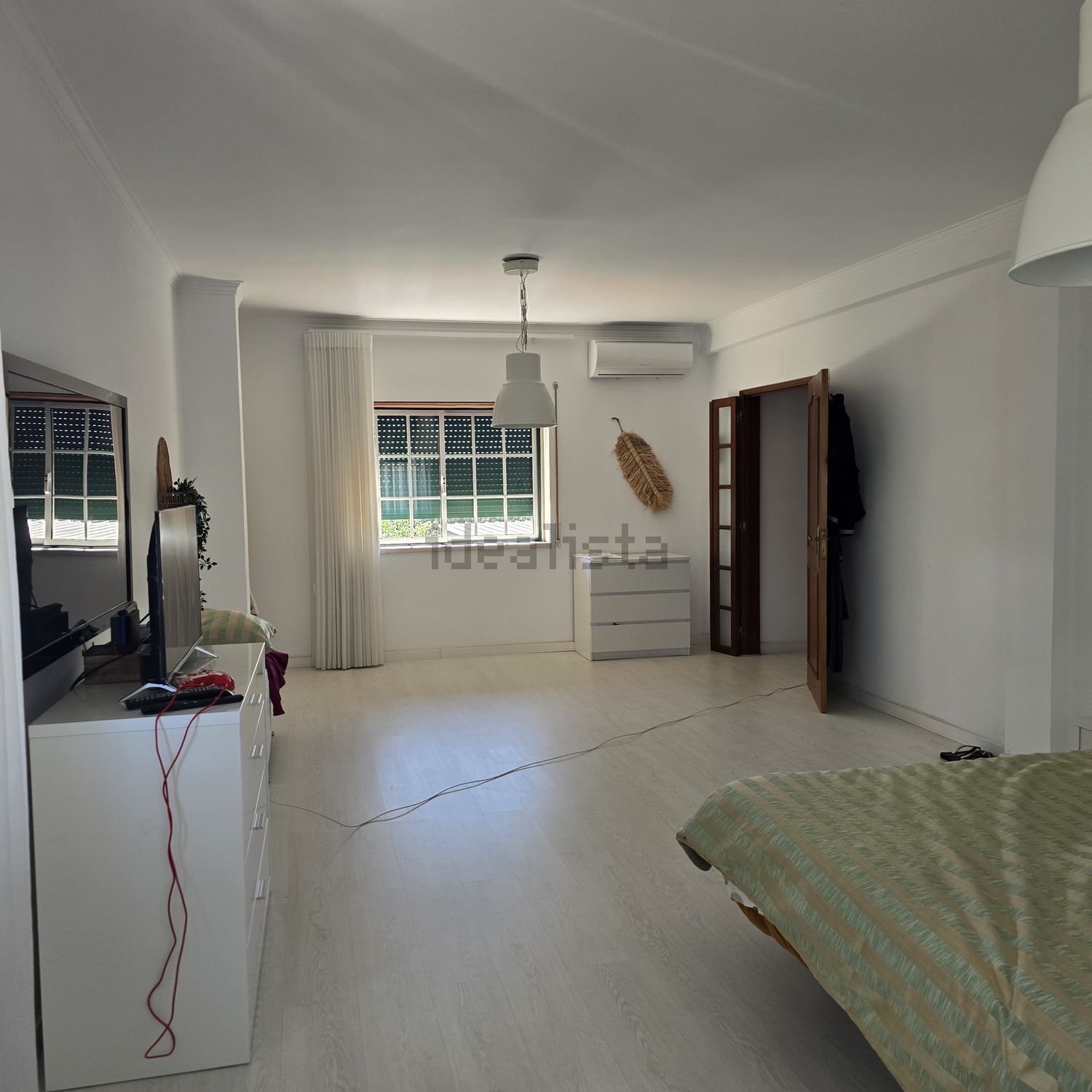 小楼房或独栋别墅出售在Tomar e Santa Maria dos Olivais - 客厅