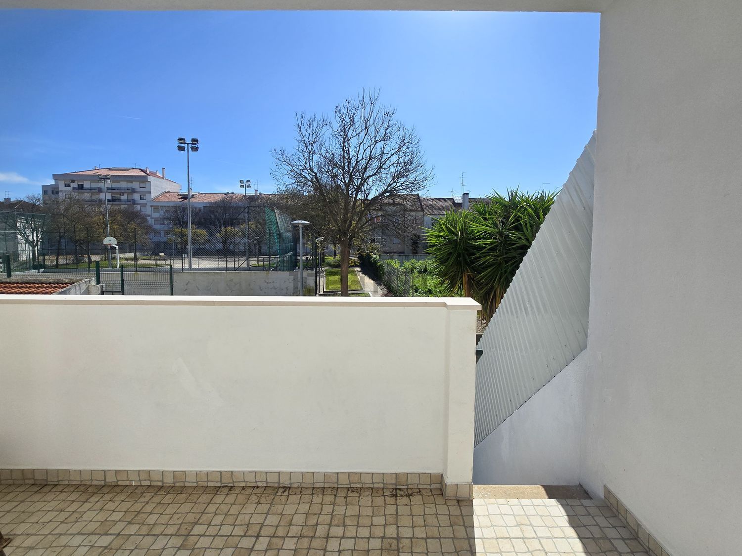 出租公寓 t3在Rua Vasco da Gama, 55 a - 阳台