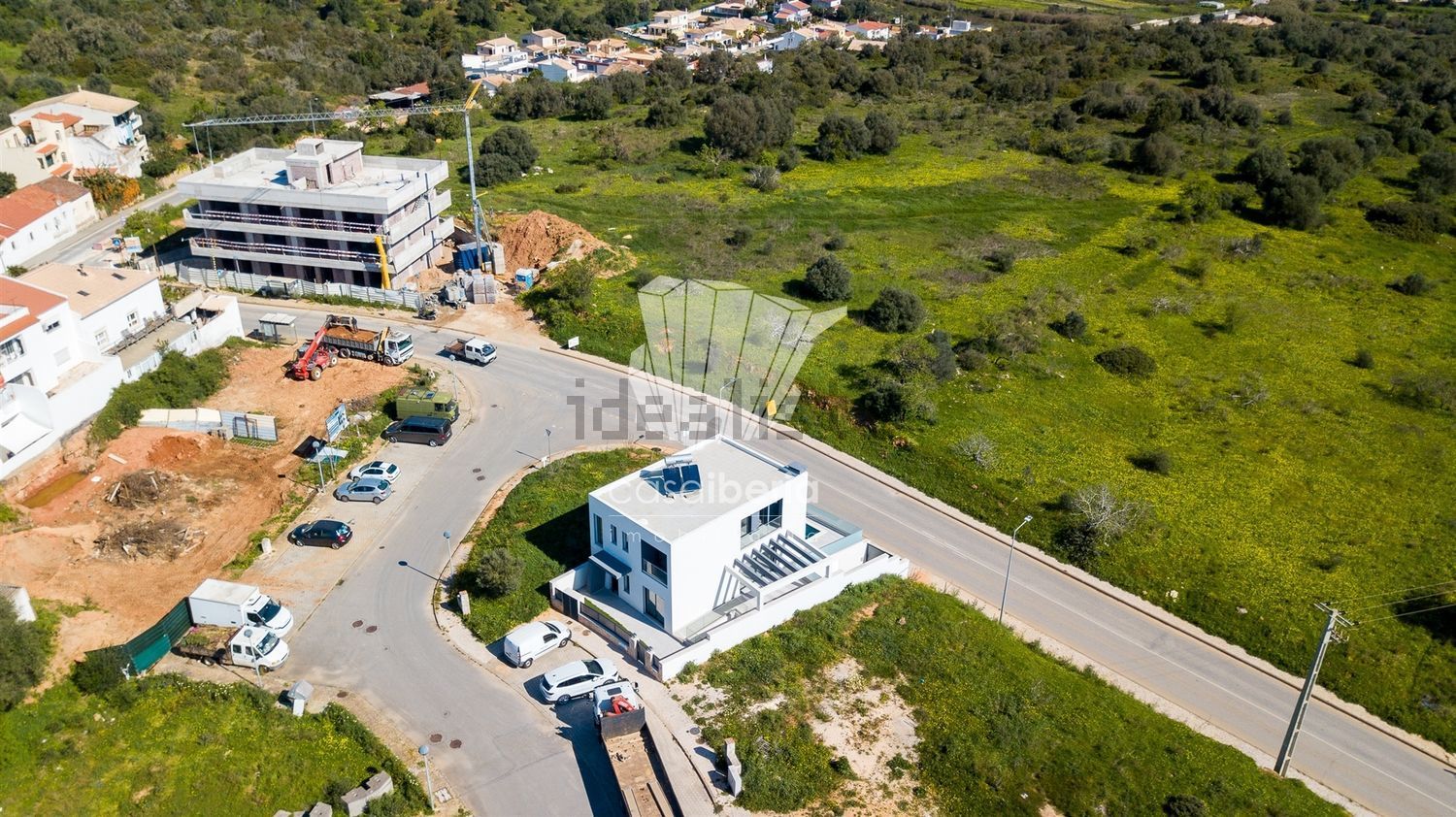 小楼房或独栋别墅出售在Centro da Vila - 阳台