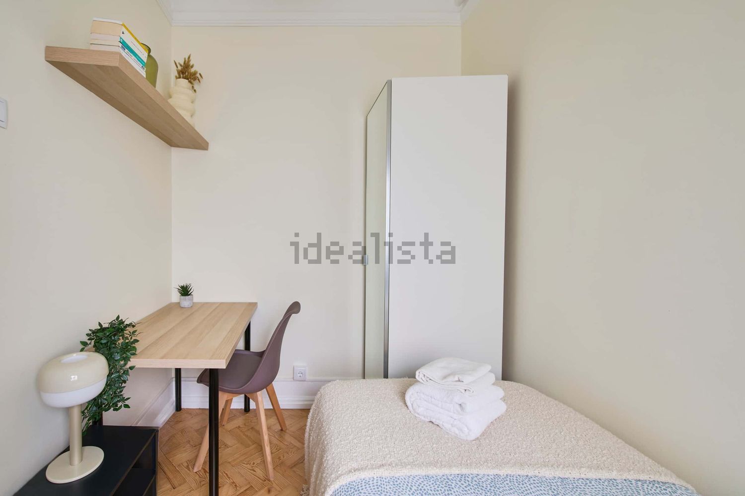 出租房间在Avenida de Berna, 35 - 卧室