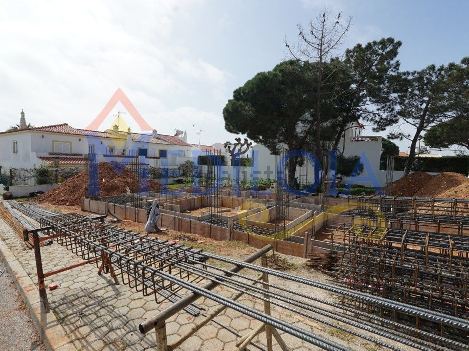 小楼房或独栋别墅出售在Centro de Castro Marim - 照片