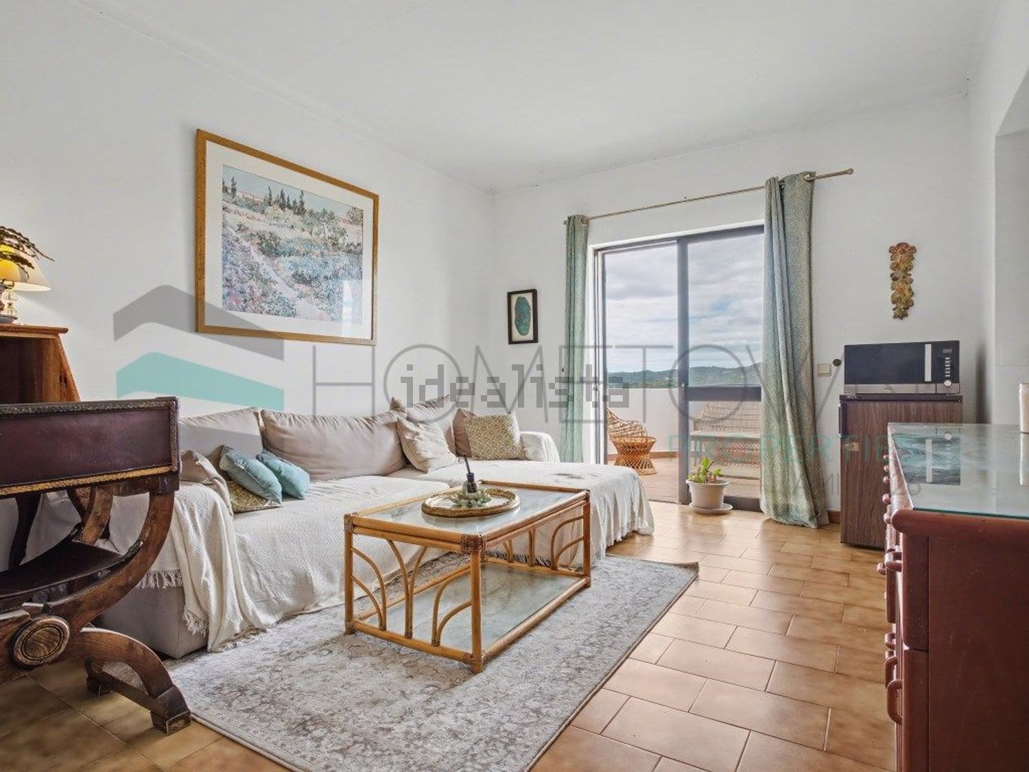 小楼房或独栋别墅出售在São Clemente - 客厅