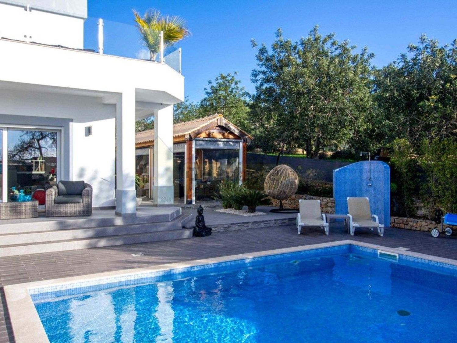 小楼房或独栋别墅出售在Paderne - 游泳池