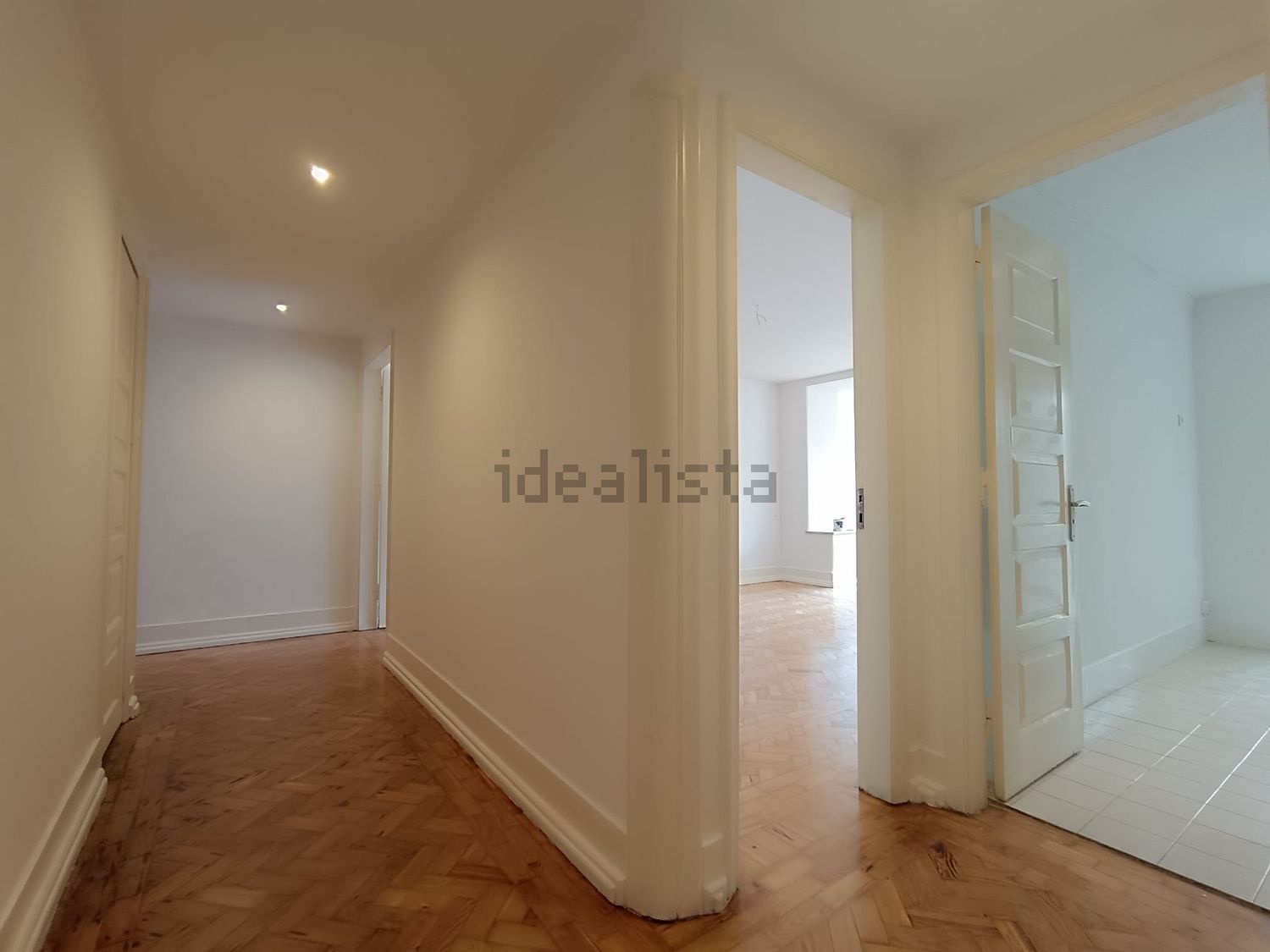 出租公寓 t5在Avenida de Berna, 35 - 前厅