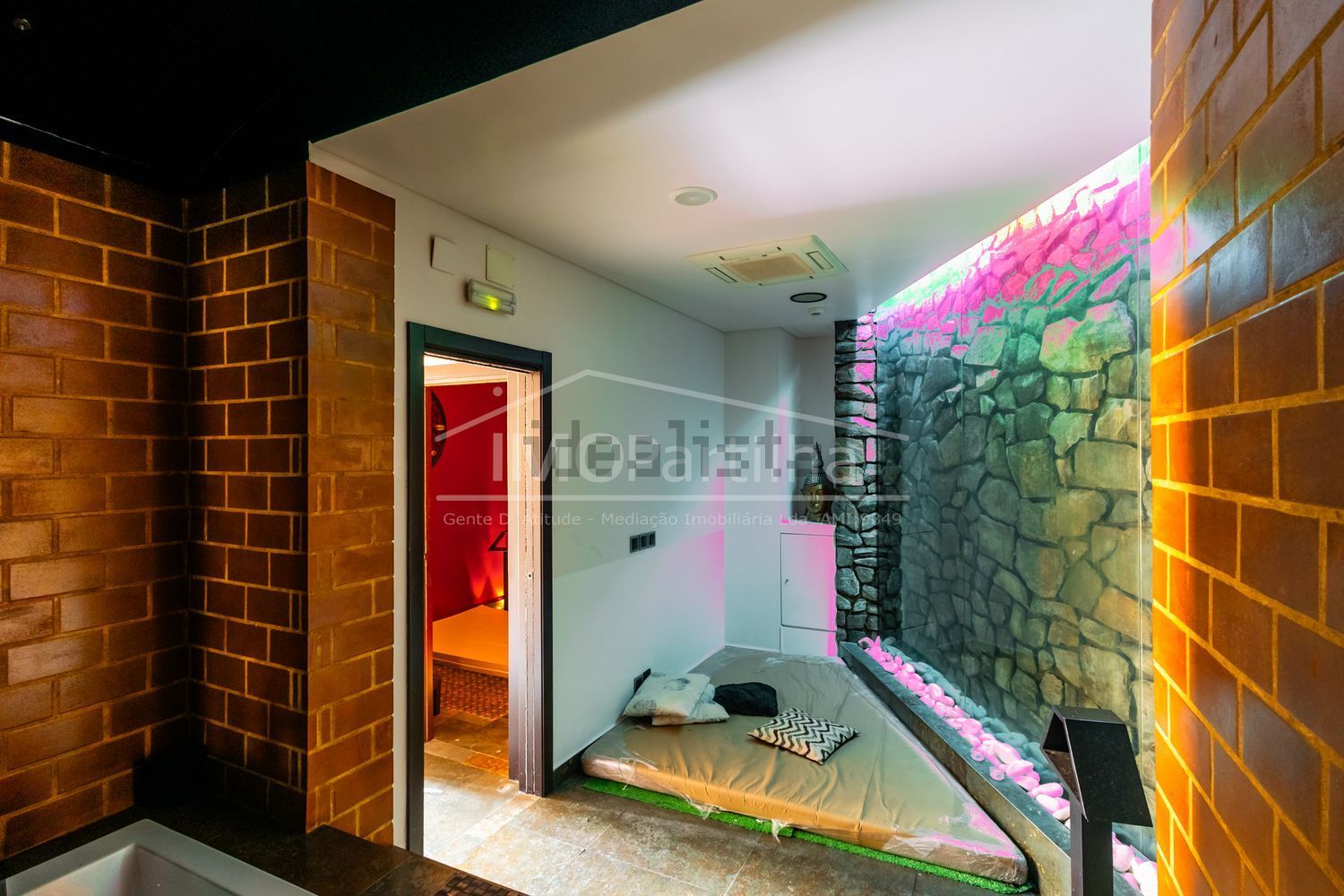 公寓 t2出售在Parede - 卧室