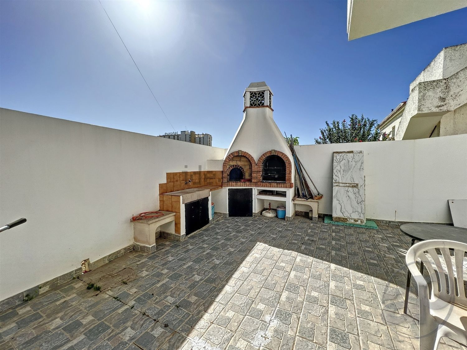 小楼房或独栋别墅出售在Altura - 外立面