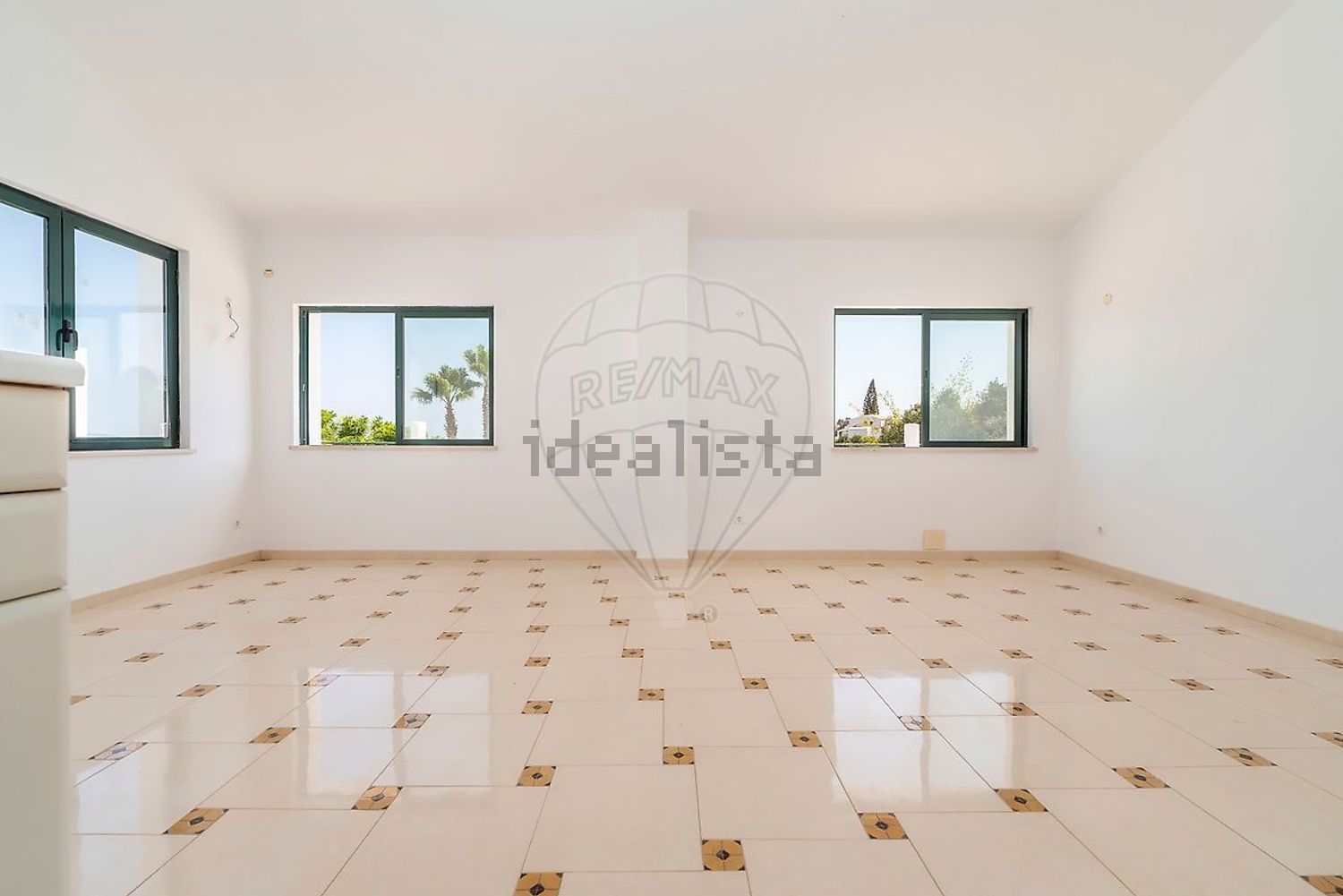 小楼房或独栋别墅出售在Rua dos Malhadais - 居住