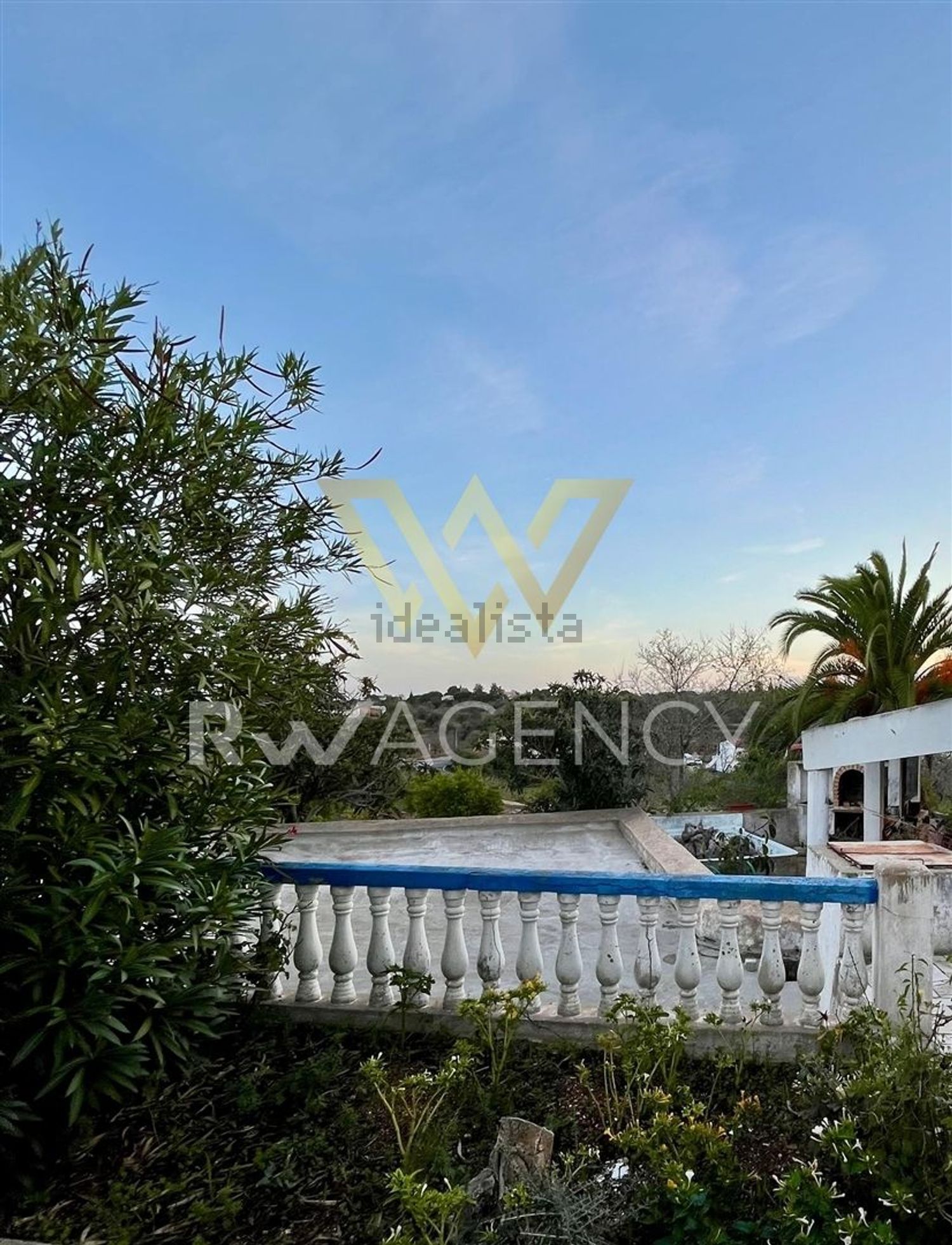 小楼房或独栋别墅出售在Vila de Alcantarilha - 外立面
