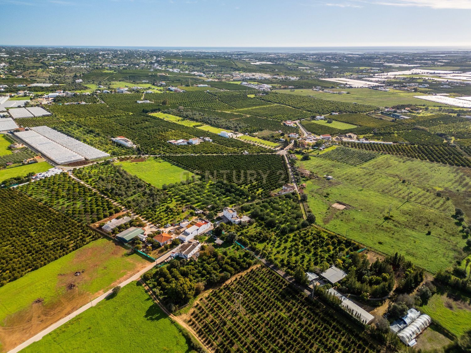 小楼房或独栋别墅出售在Estrada Municipal 520-4 - 视线