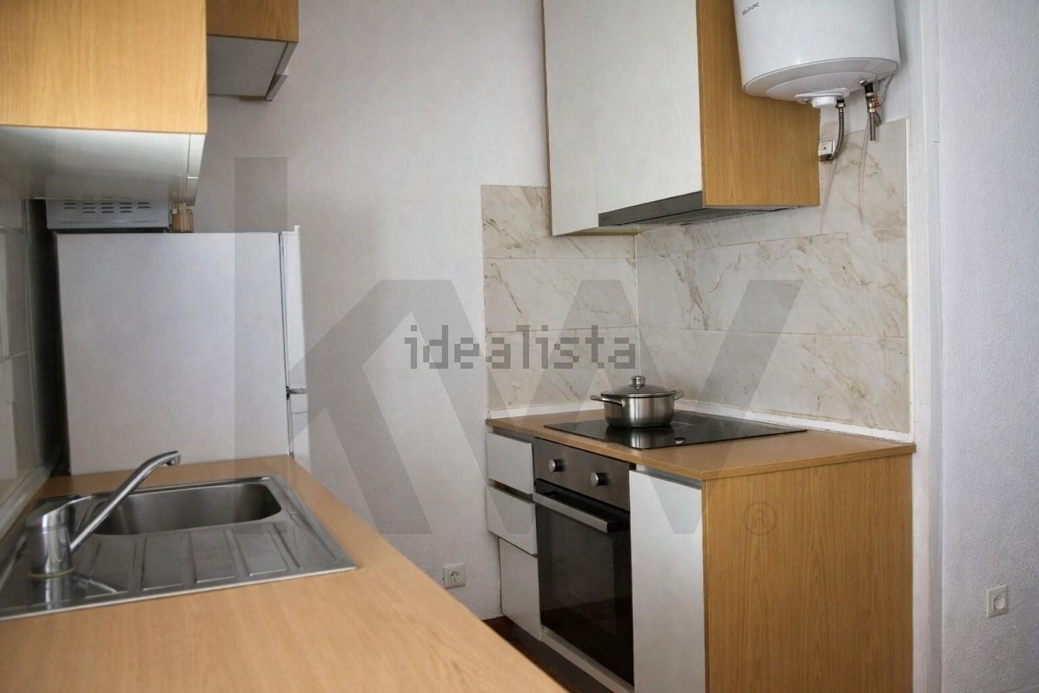 公寓 t2出售在Avenida Doutor António Augusto da Silva Martins, 292 - 厨房