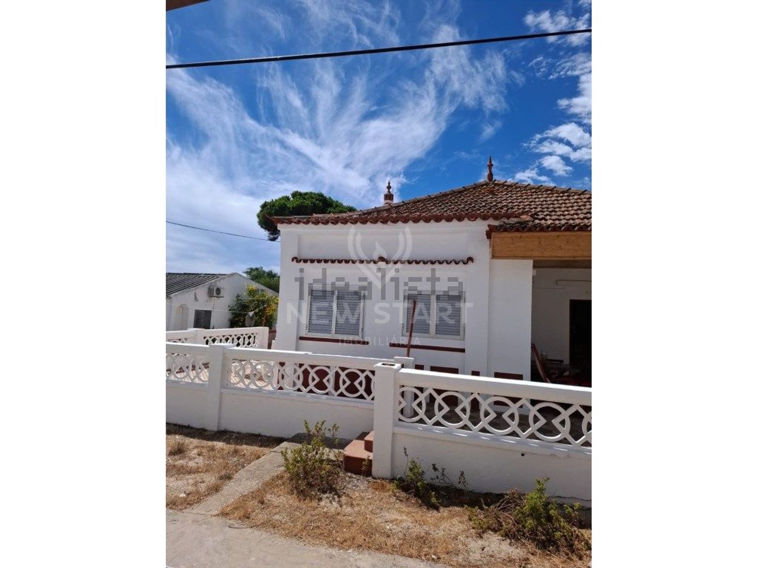 小楼房或独栋别墅出售在Quinta das Âncoras - Pinheiros de Marim - 外立面