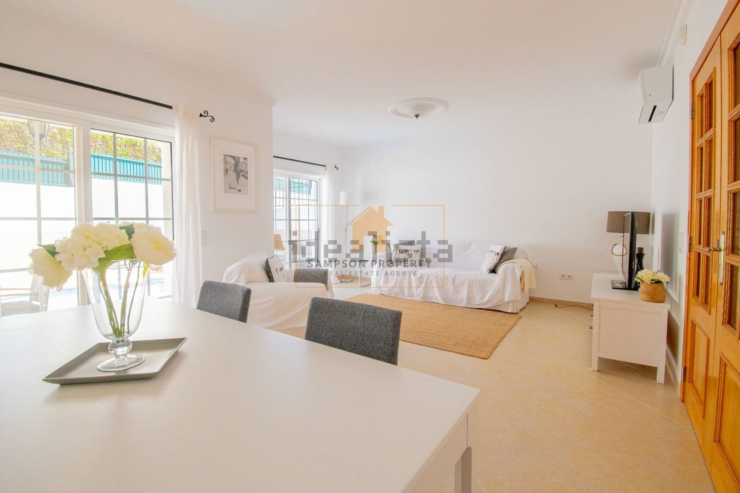 双拼别墅出售在Ferragudo - 餐厅