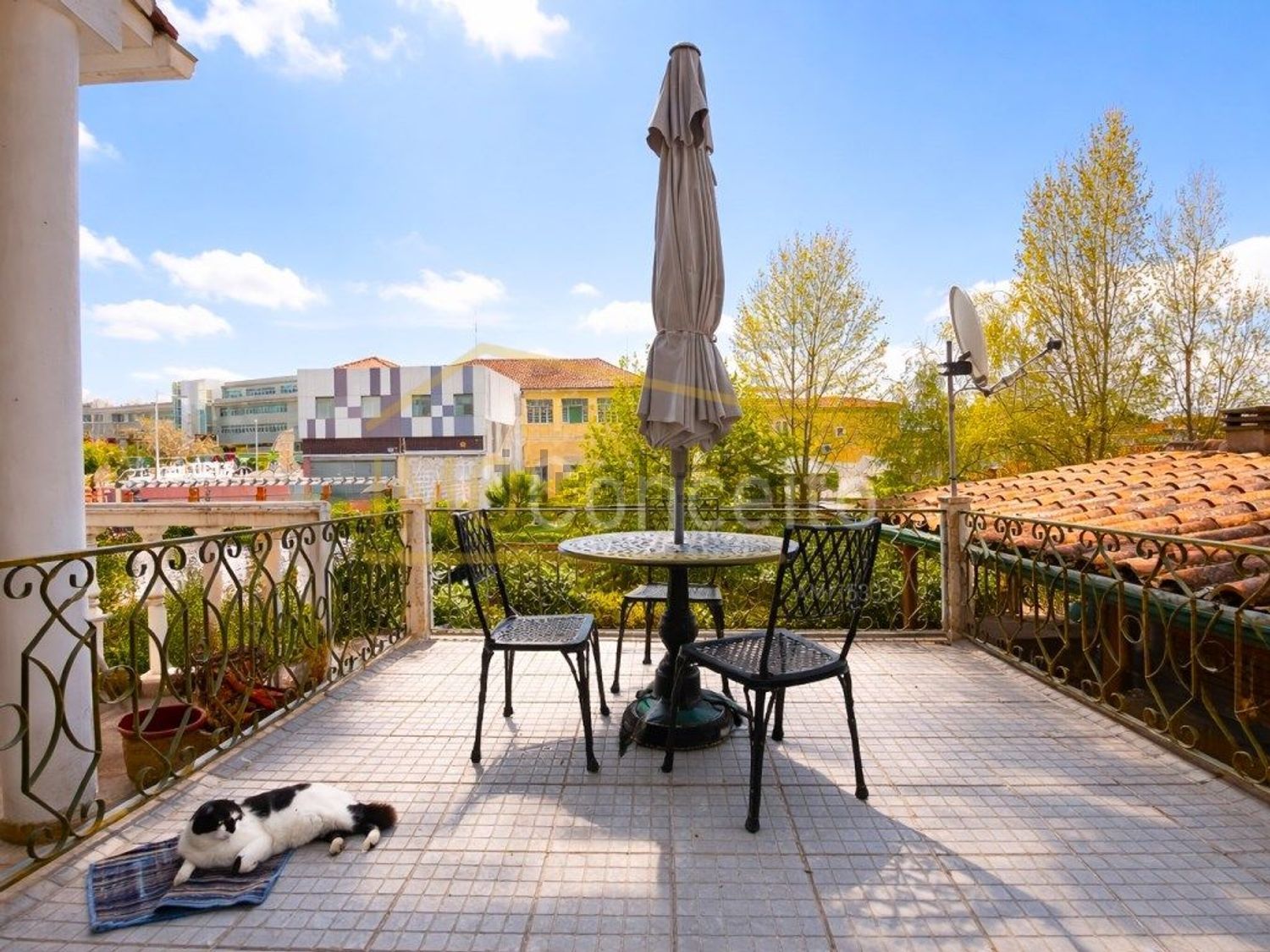 公寓 t2出售在Largo de Dom Diogo Fernandes de Almeida, 3 - 阳台