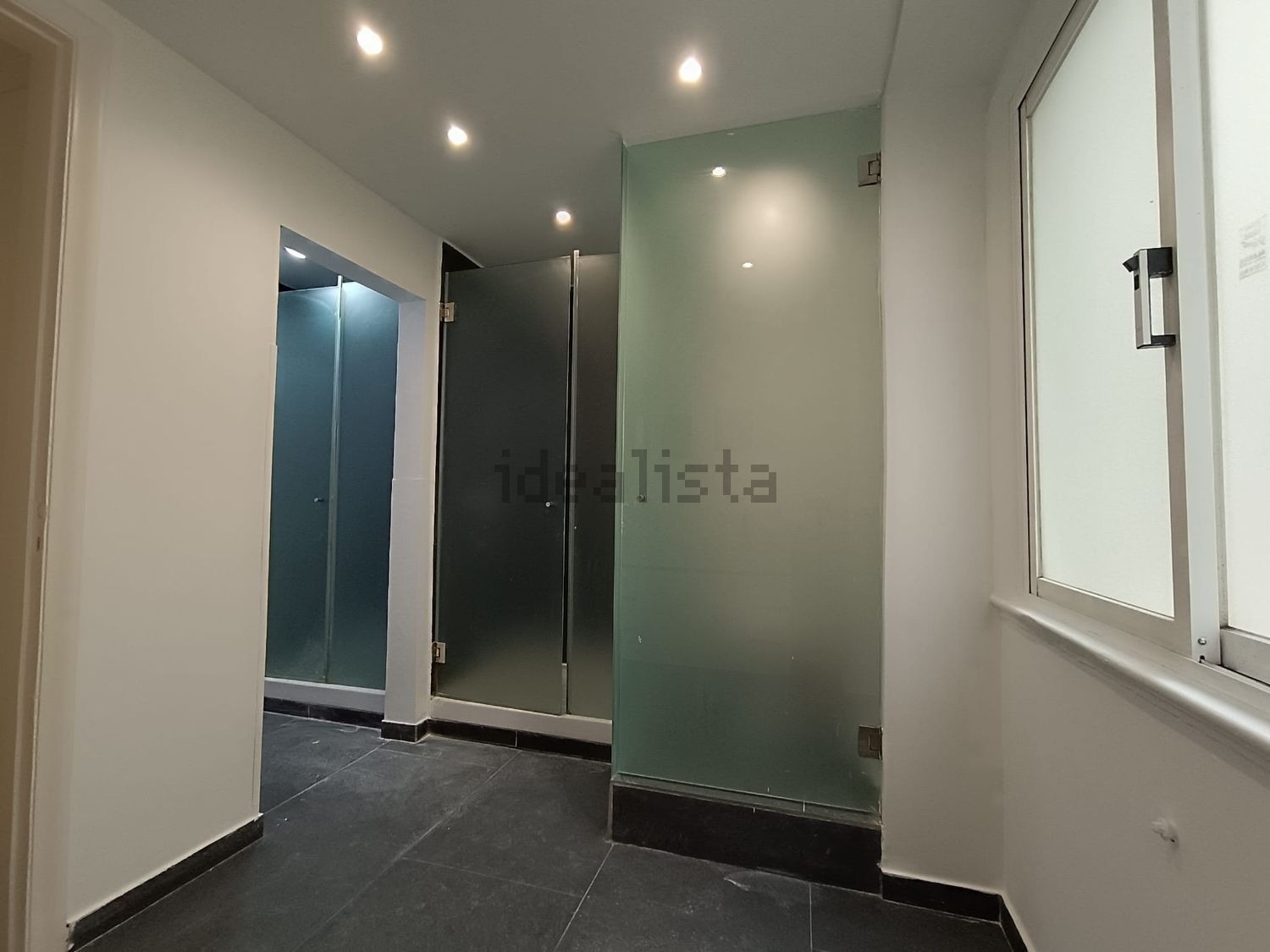 出租公寓 t5在Avenida de Berna, 35 - 卫生间