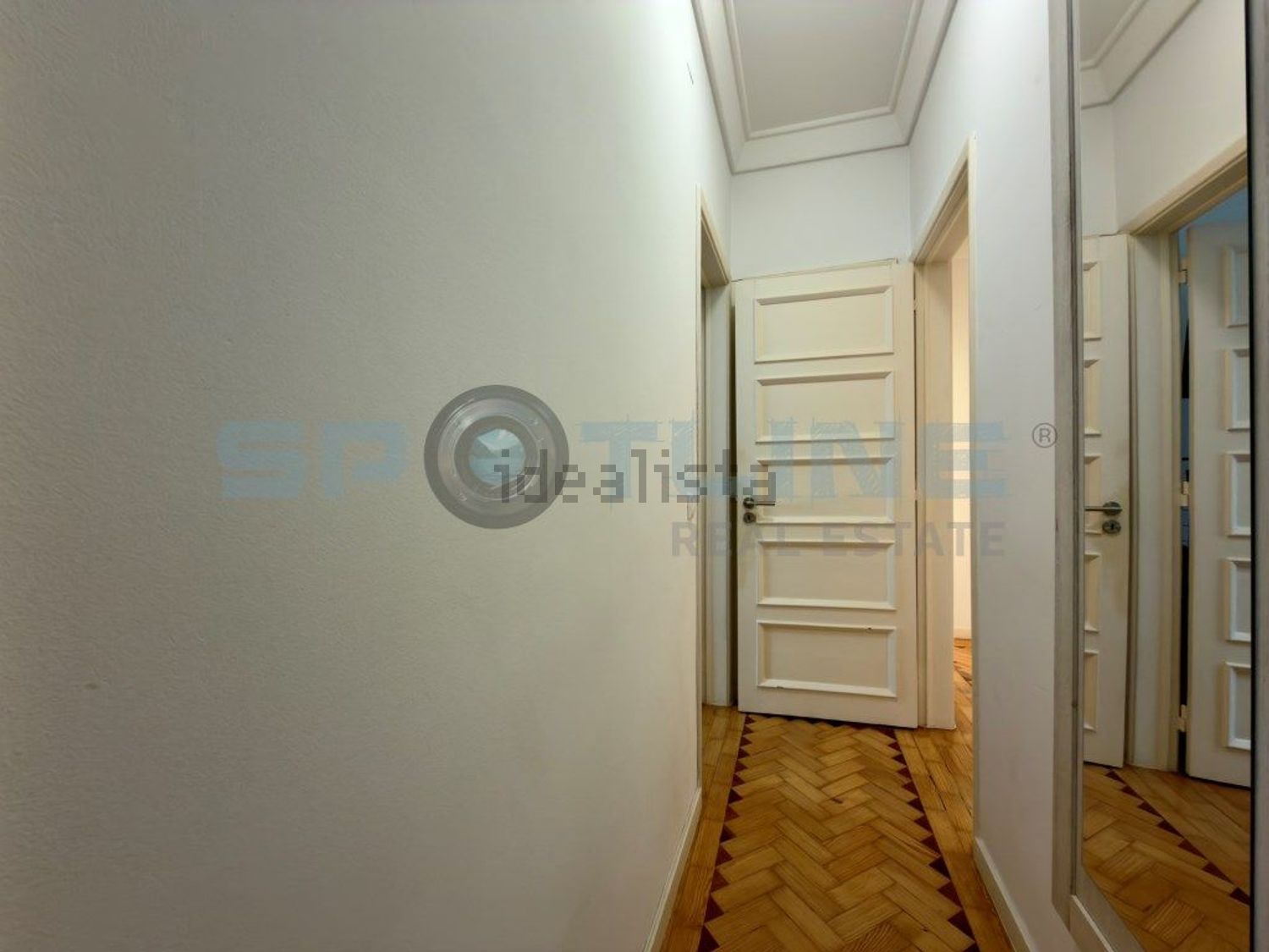 出租公寓 t2在Avenida de Roma, 76 - 前厅