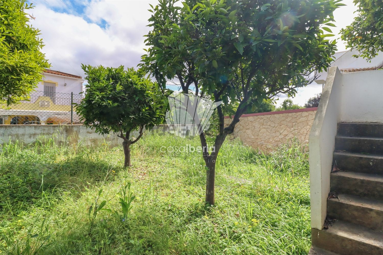 小楼房或独栋别墅出售在Cidade de Lagoa - 花园