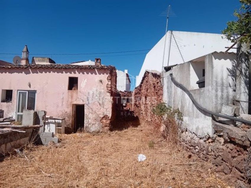 联排别墅出售在Rua de Arneiro s/n