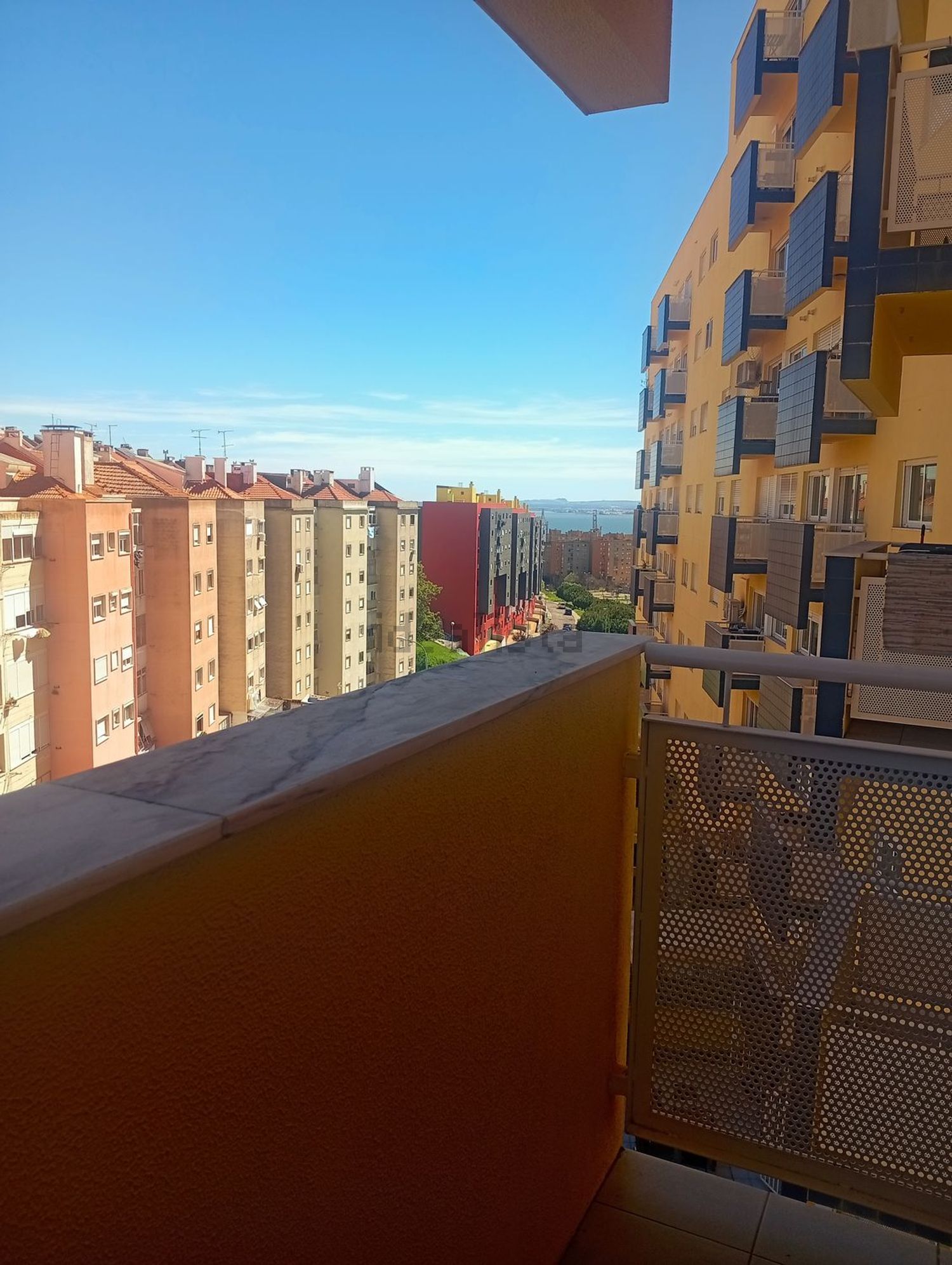 出租公寓 t1在Avenida Marechal Francisco da Costa Gomes, 44 - 露台