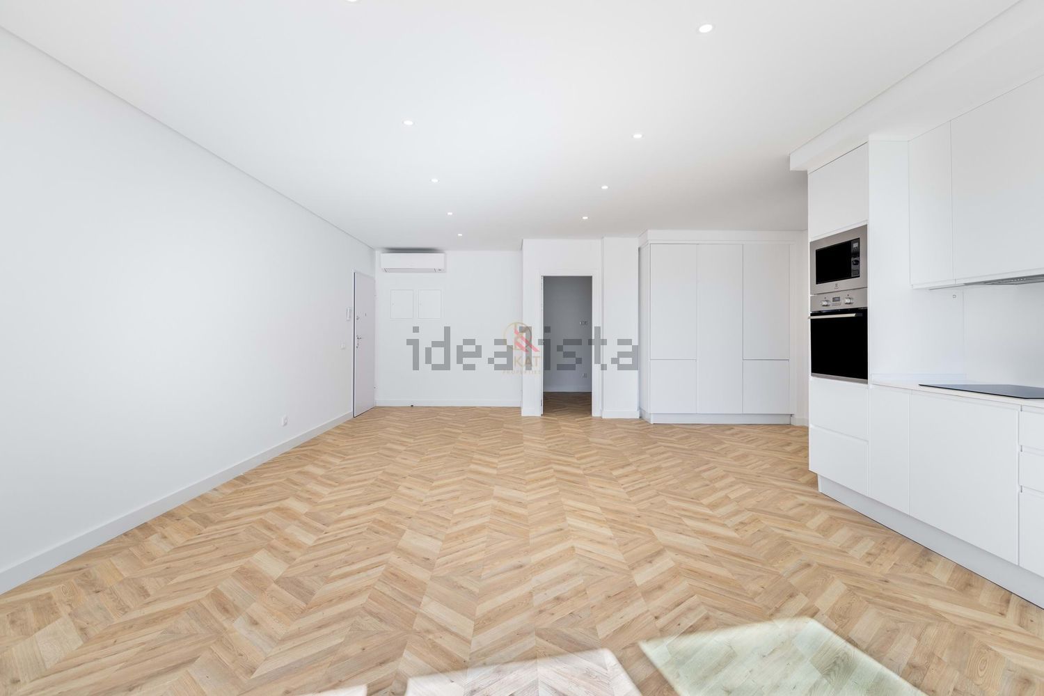 公寓 t2出售在Avenida Dom João VI, 137 - 客厅