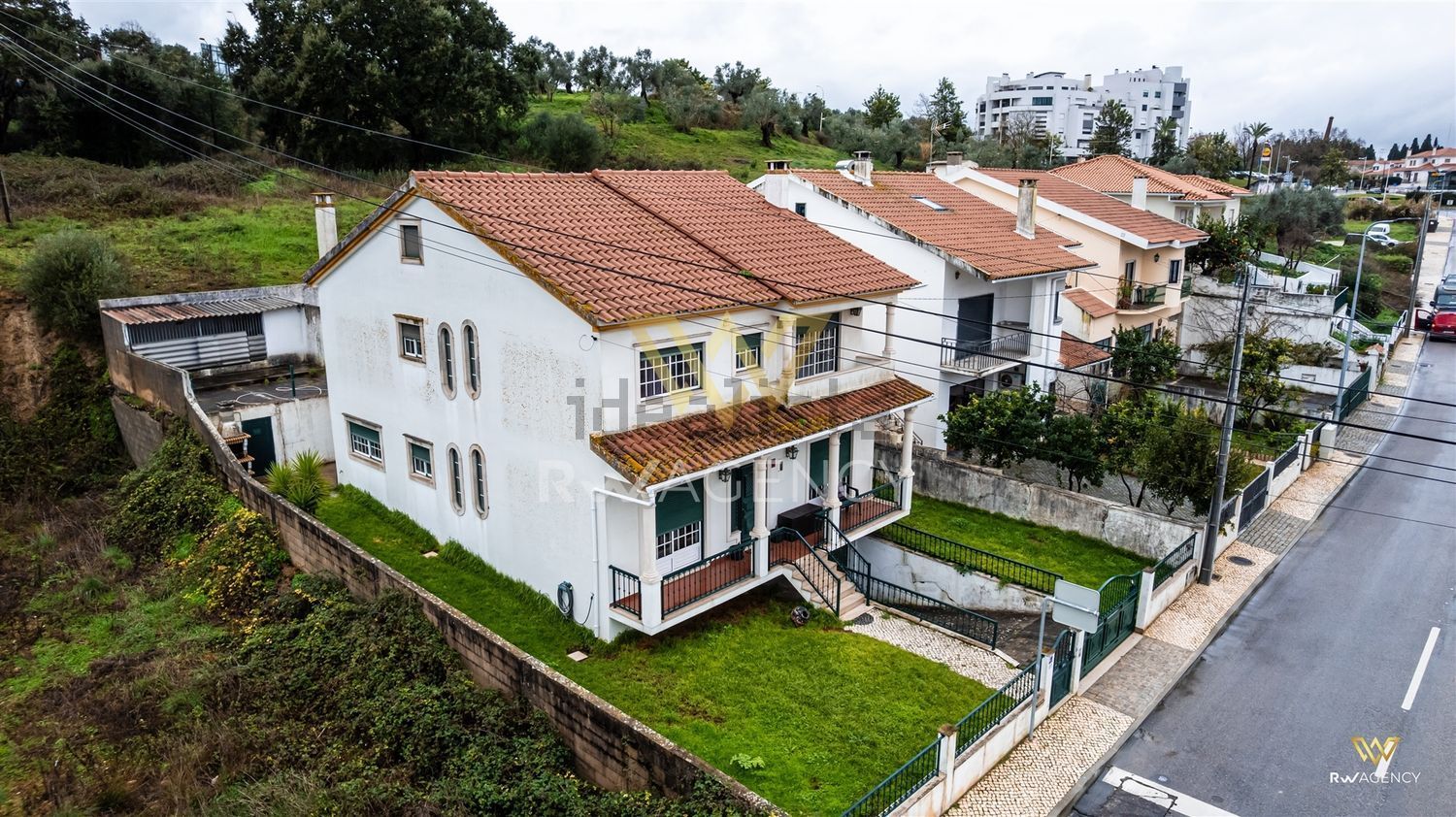 小楼房或独栋别墅出售在São Pedro - Lapas - Ribeira Branca - 视线
