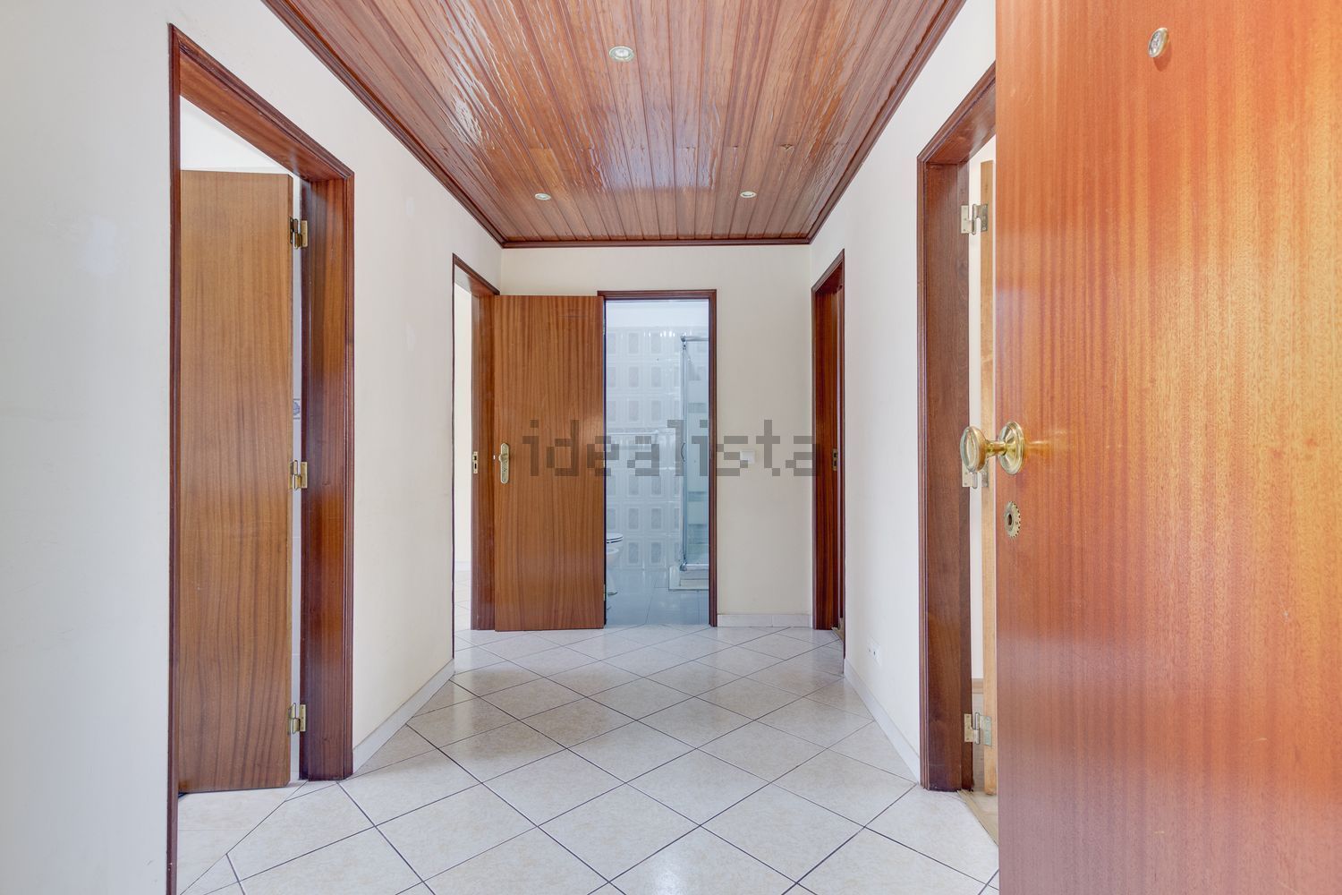 公寓 t2出售在Rua Mário de Campos Barbosa - 过道