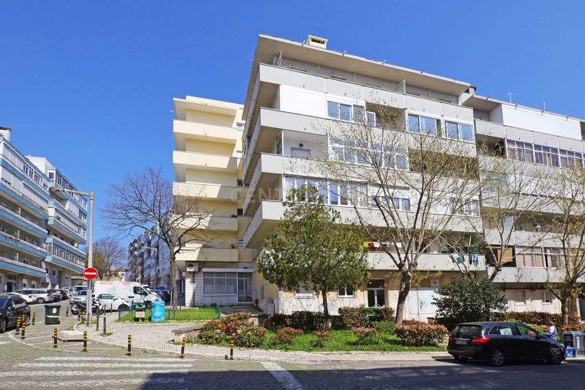 公寓 t1出售在Rua José Osório de Oliveira, 1