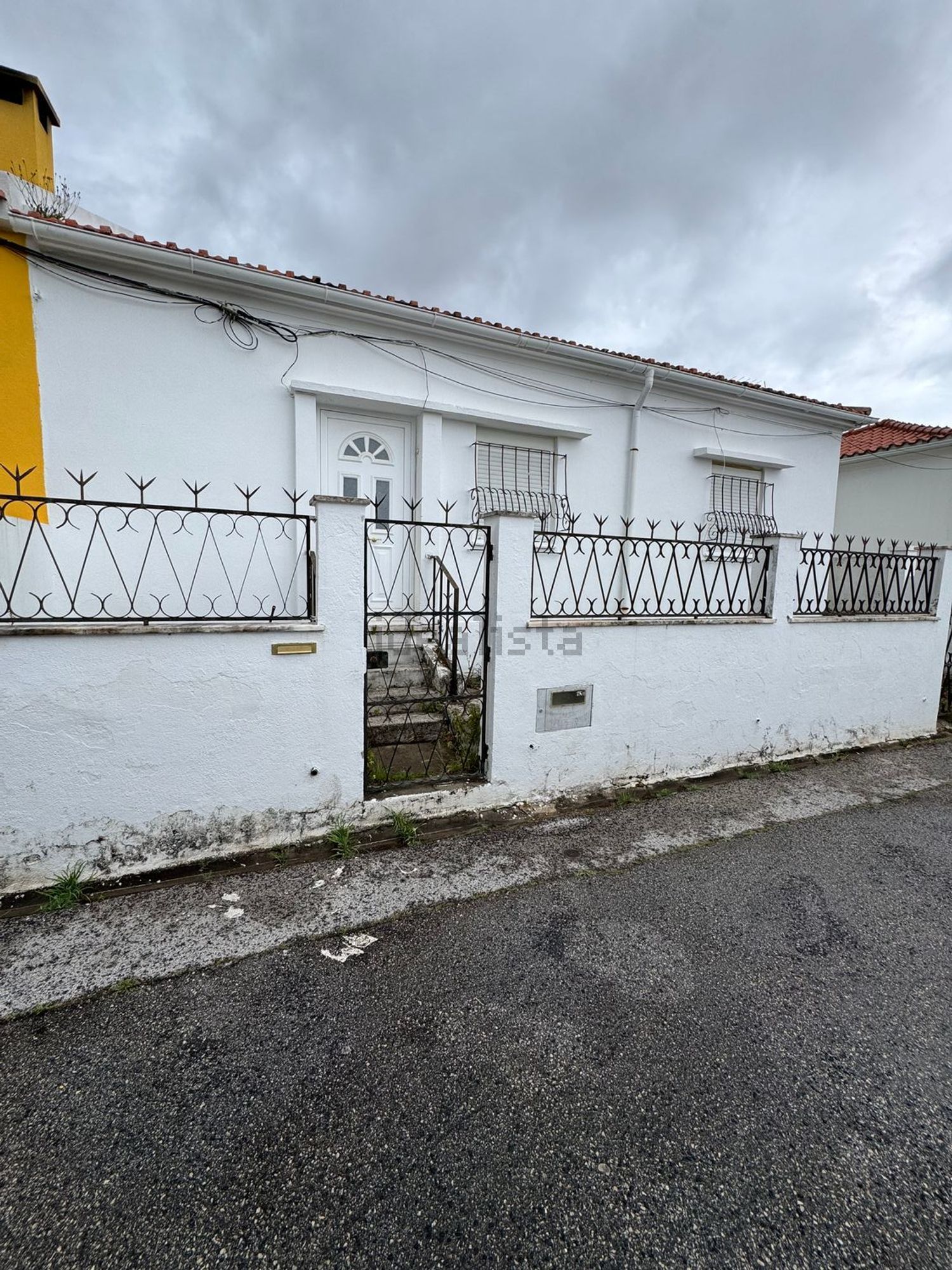 小楼房出售在Rua Francisco Ferreira Cangalhas, 10 - 照片