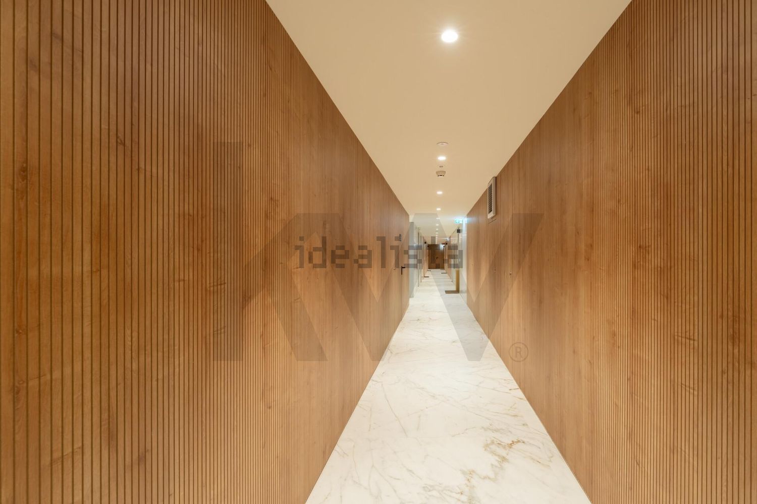 出租公寓 t1在Avenida Afonso Costa, 18 - 过道