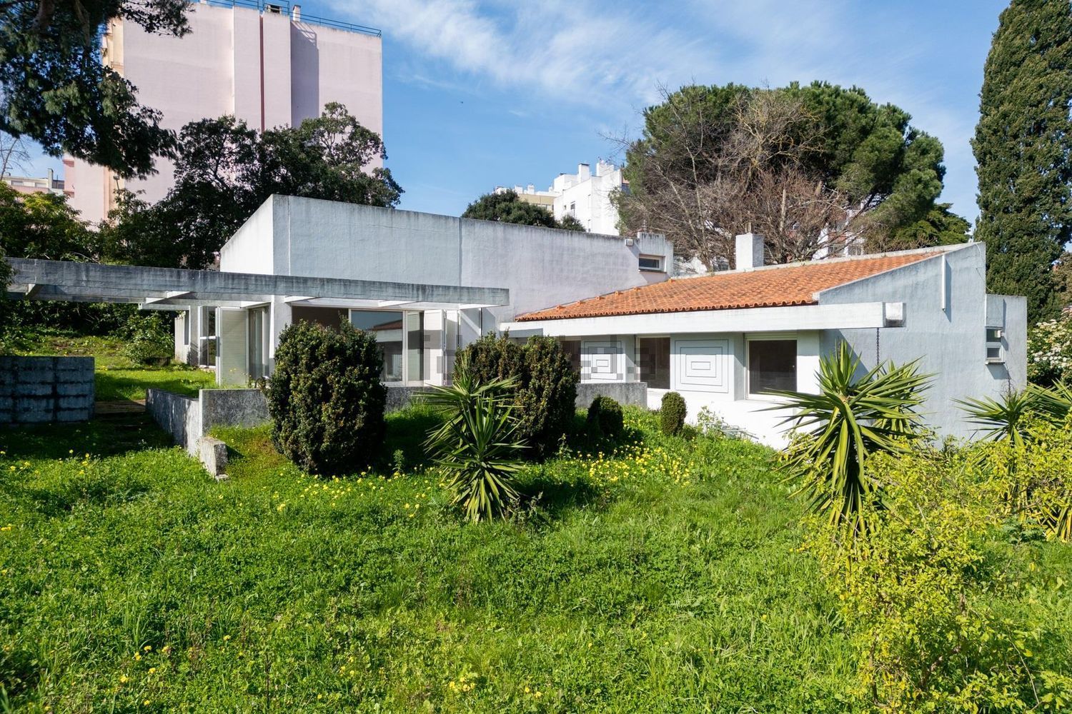 小楼房或独栋别墅出售在Avenida Leite de Vasconcelos, 5 - 外立面