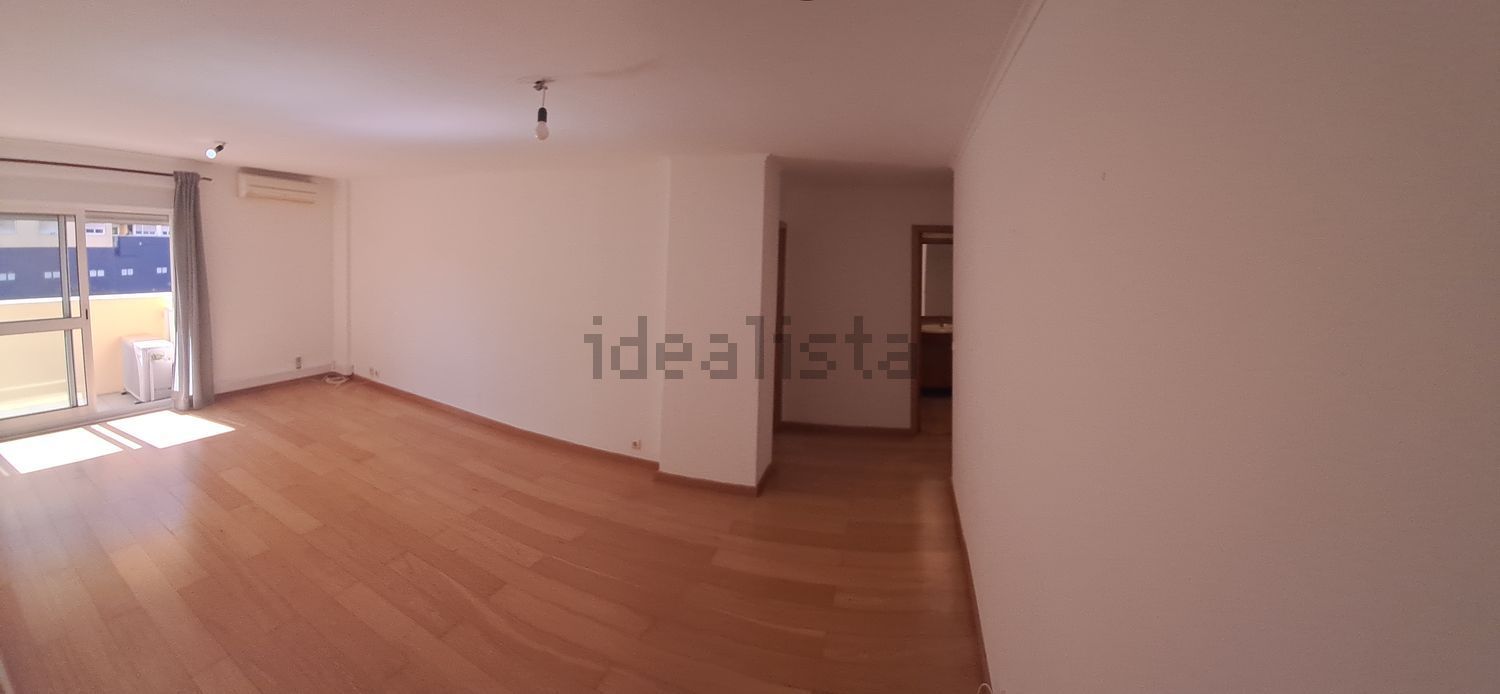 出租公寓 t2在Avenida Marechal Francisco da Costa Gomes - 客厅