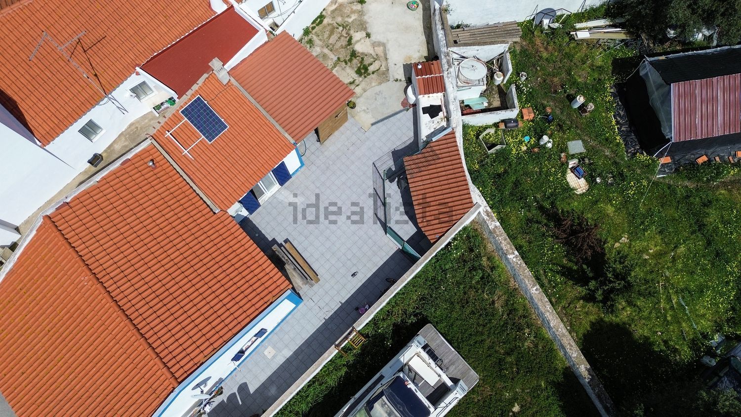 小楼房或独栋别墅出售在Largo Simplício Dias Palma s/n - 游泳池
