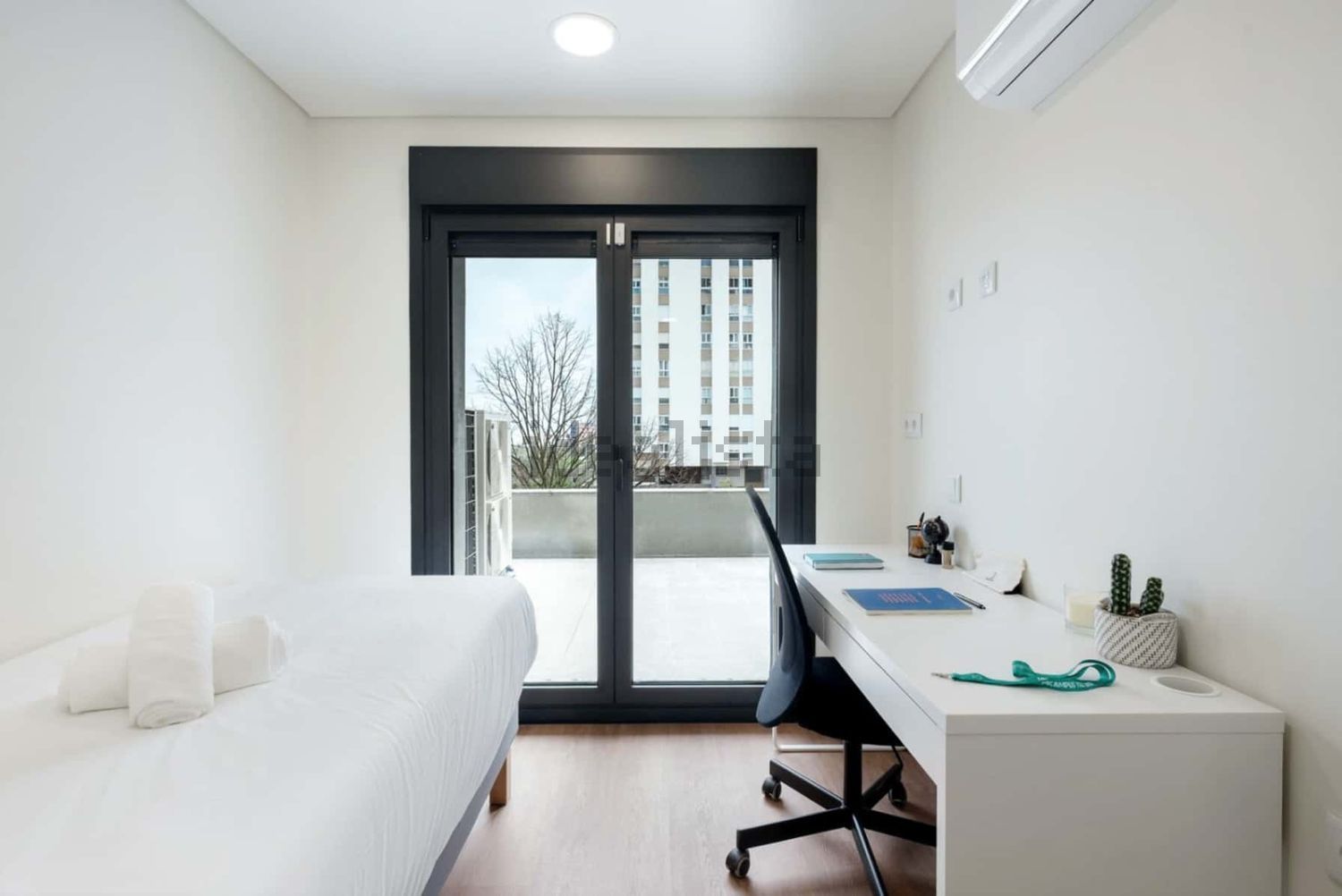 出租t0（单人公寓）在Praça Bernardo Santareno, 8 a - 客厅