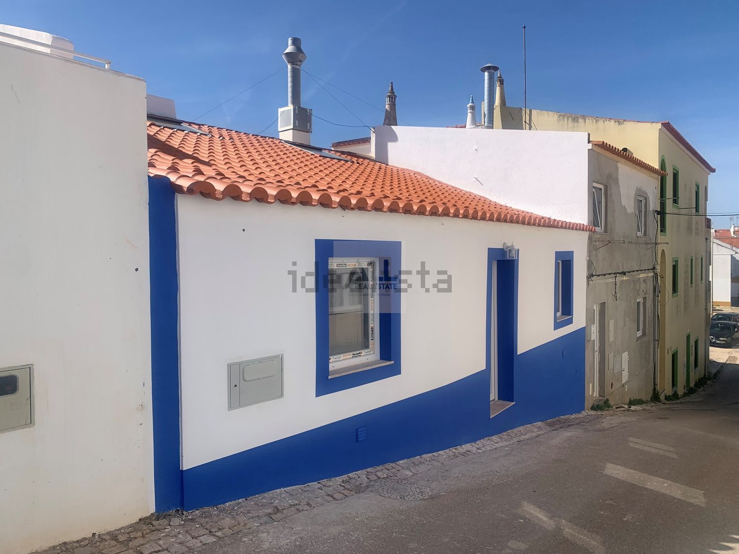 小楼房或别墅出售在Vila do Bispo e Raposeira - 外立面