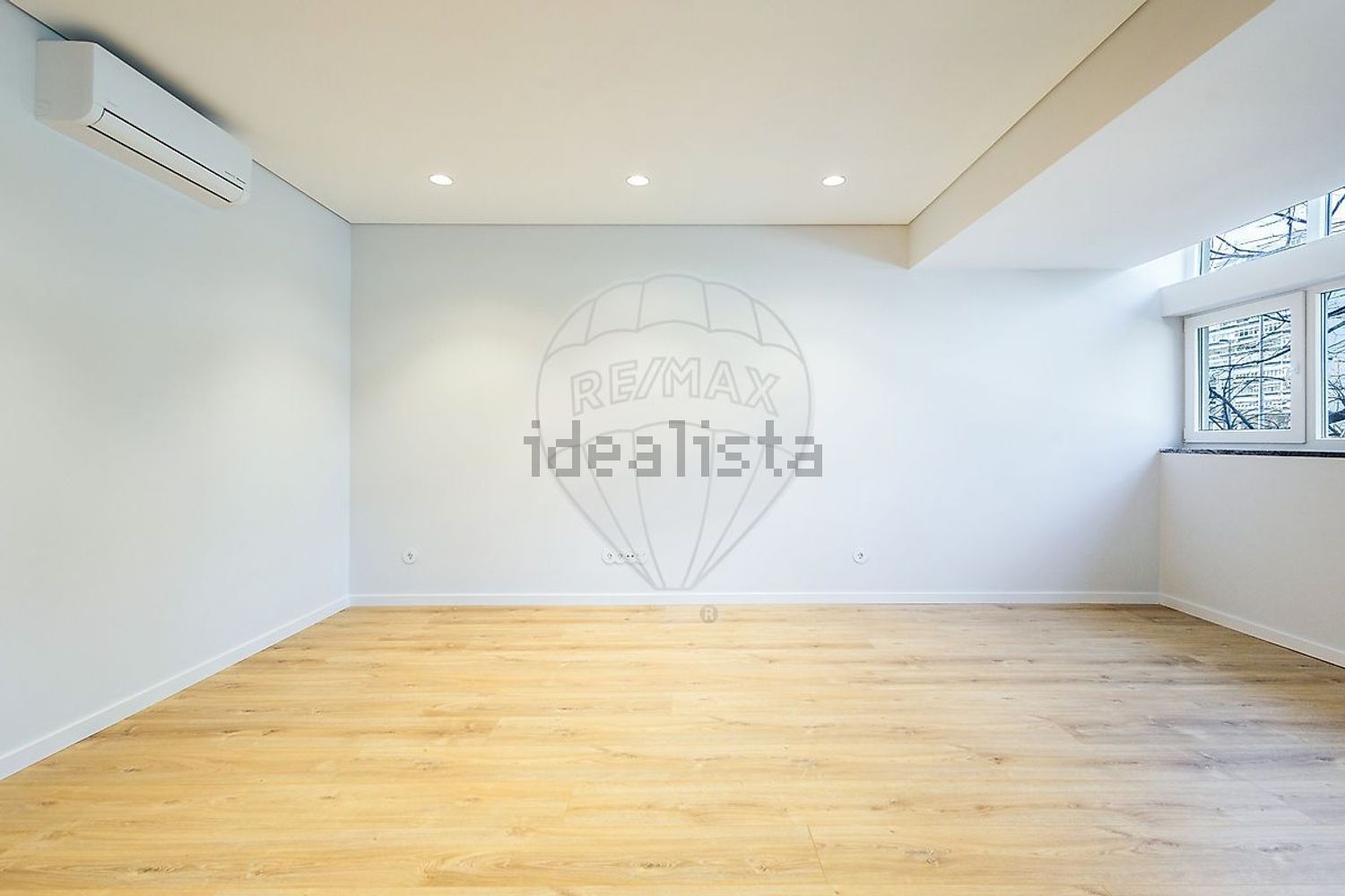 公寓 t3出售在Avenida dos Estados Unidos da América - 居住