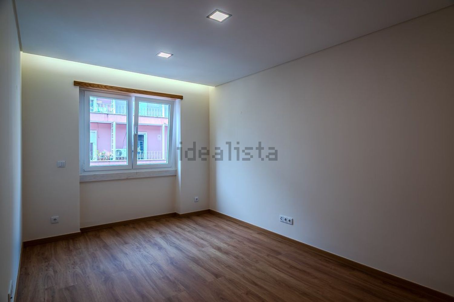 公寓 t3出售在Rua de Entrecampos, 40 - 居住