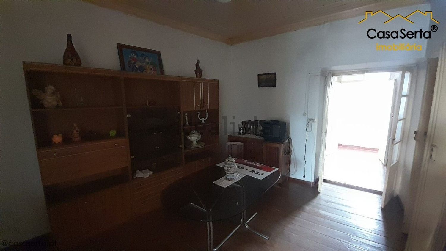 小楼房或独栋别墅出售在Rua 5 de Outubro, 81 - 客厅